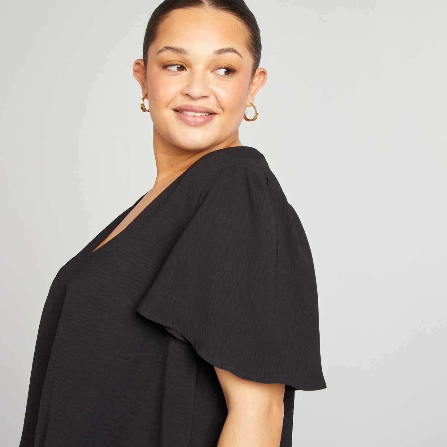 Plain short-sleeved blouse BLACK