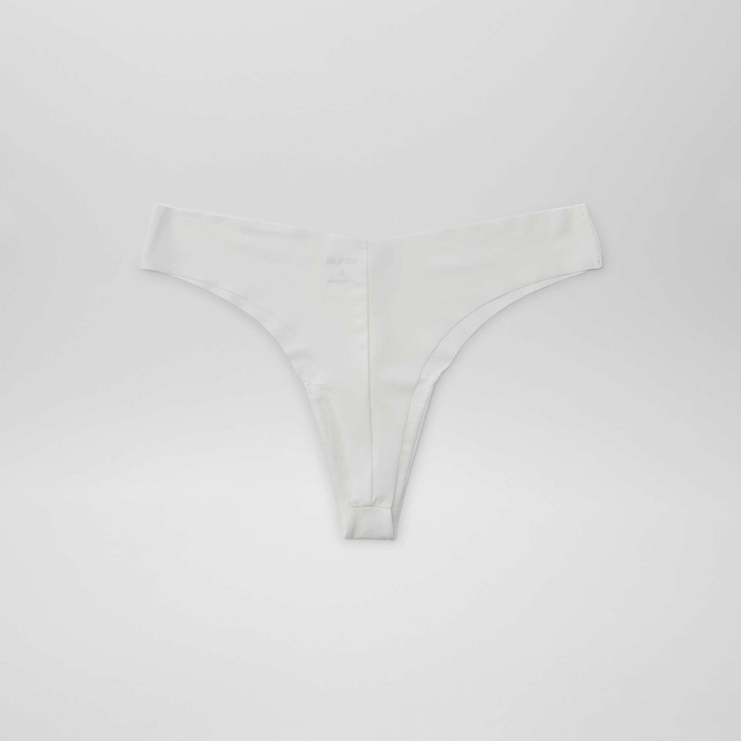 Pack of 2 pairs of seamless microfibre tanga briefs WHITE