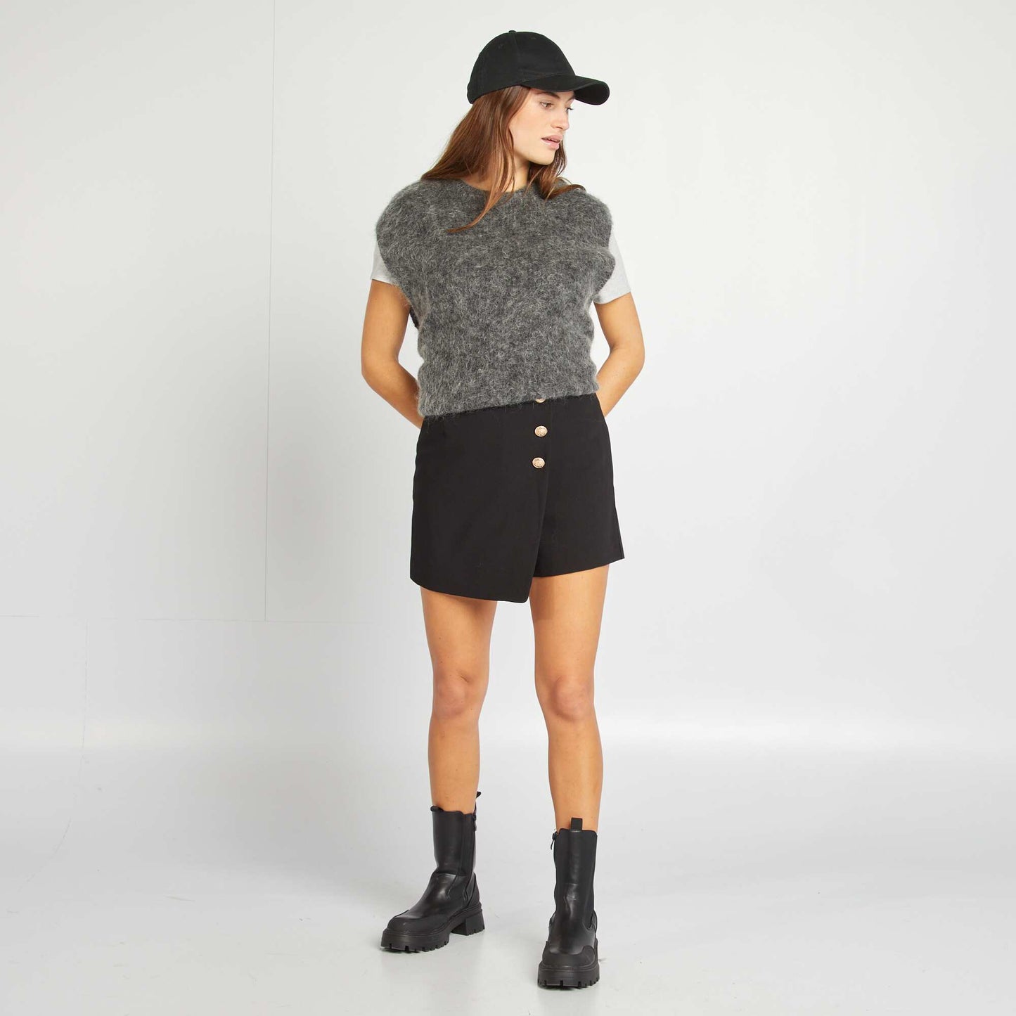 Skort with standard waistband black