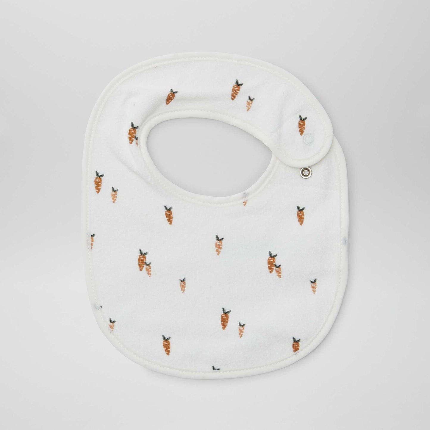 5 bibs with decorative prints and press-stud fastening BROWN