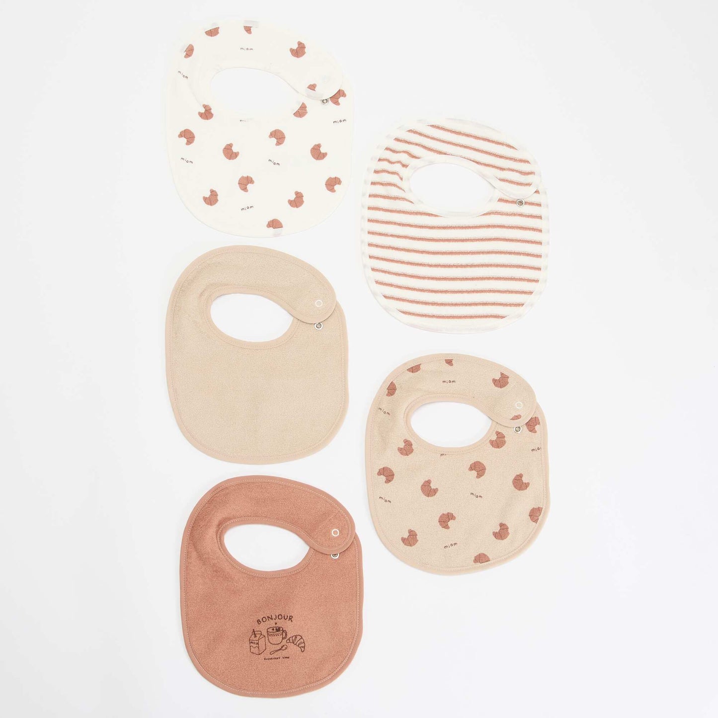 Set of 5 bibs with fun prints and snap closures BROWN