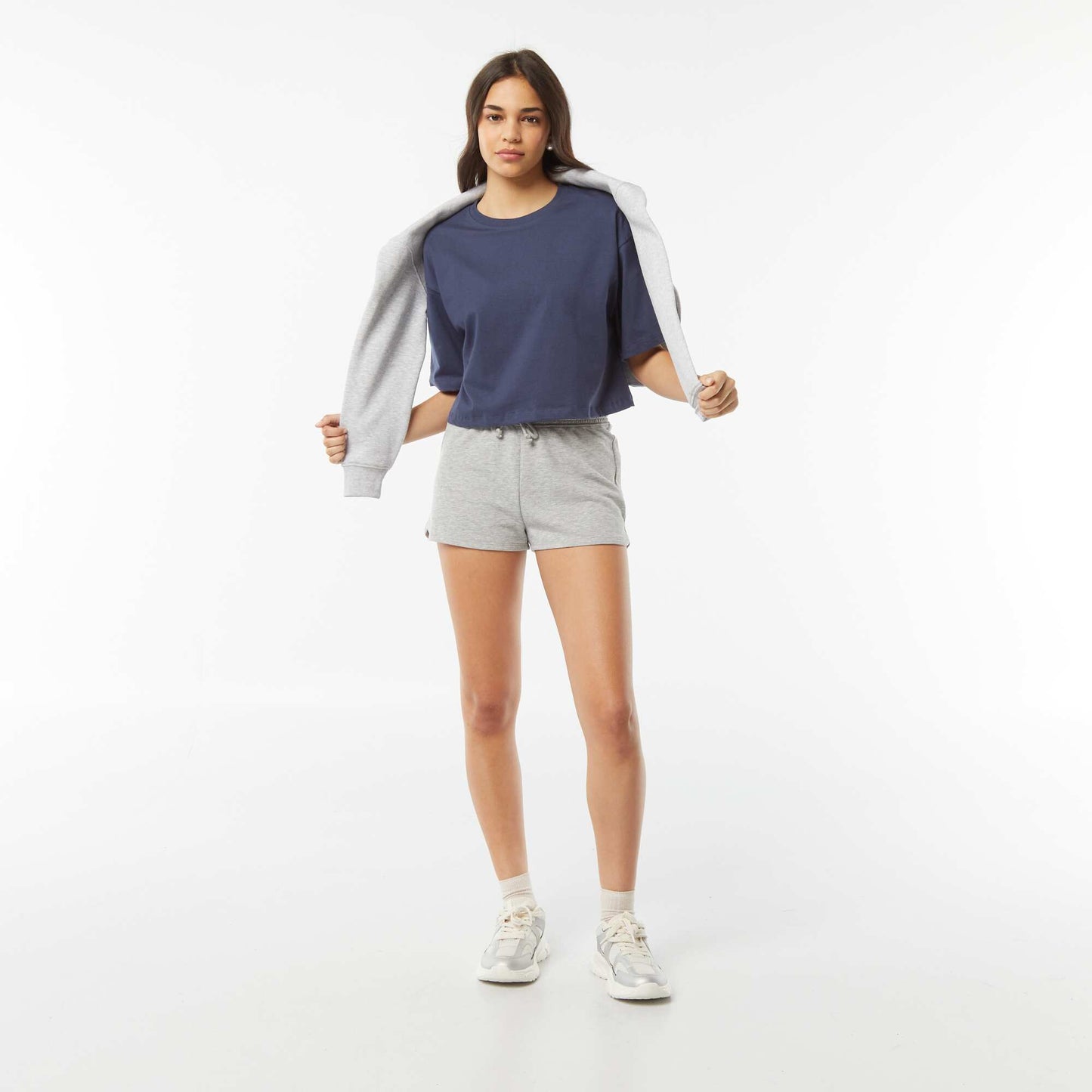 A plain  cropped short-sleeved T-shirt BLUE