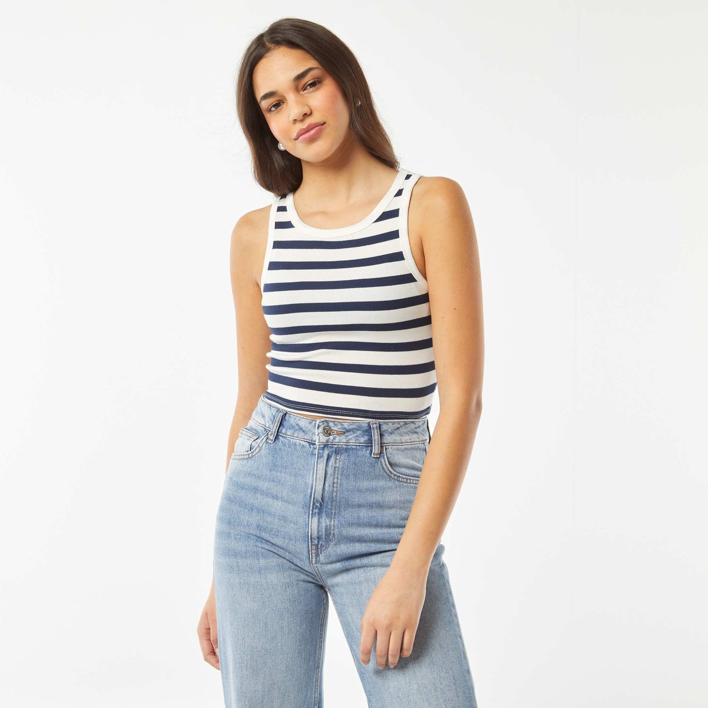 Vest top with cutaway arms WHITE