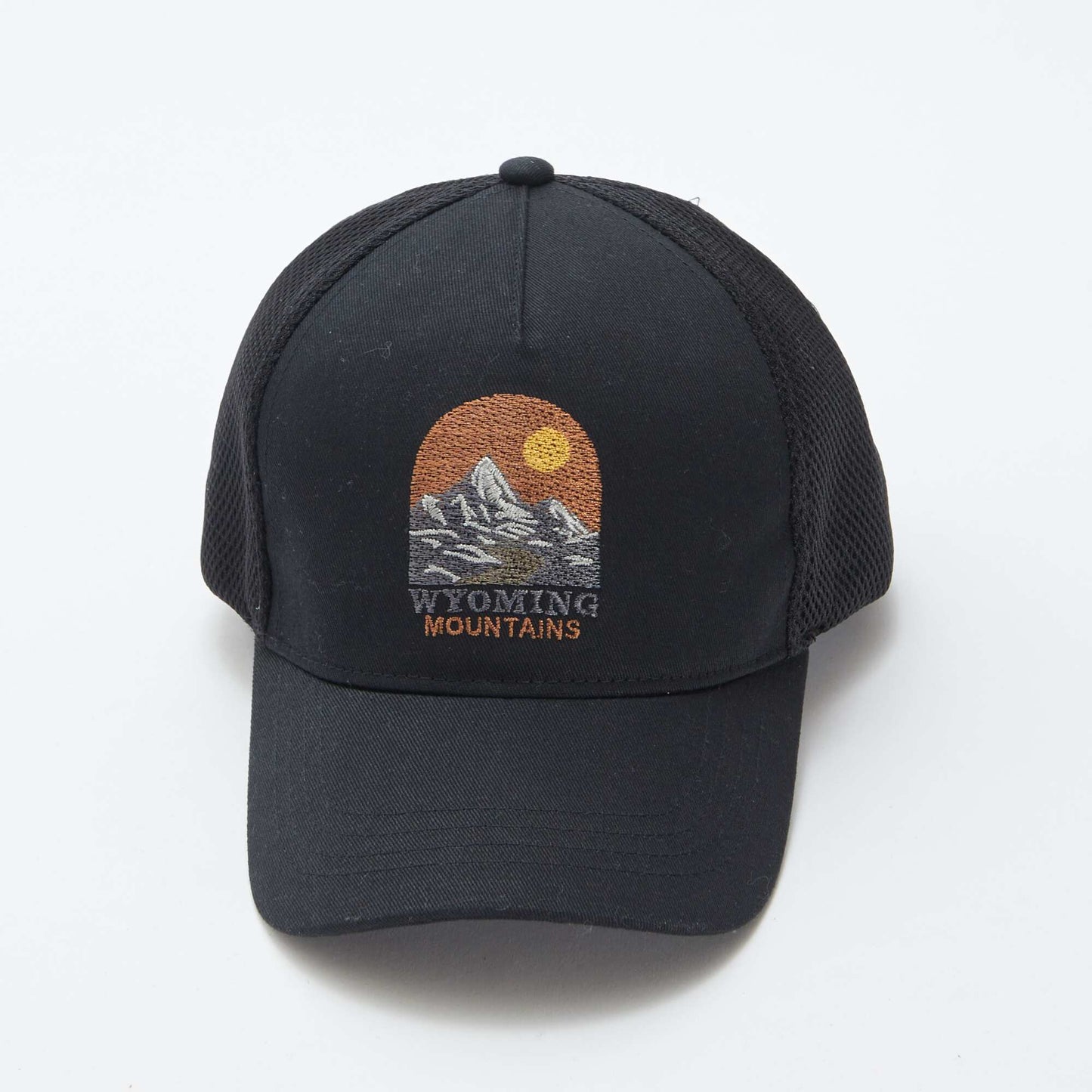 Embroidered cap BLACK