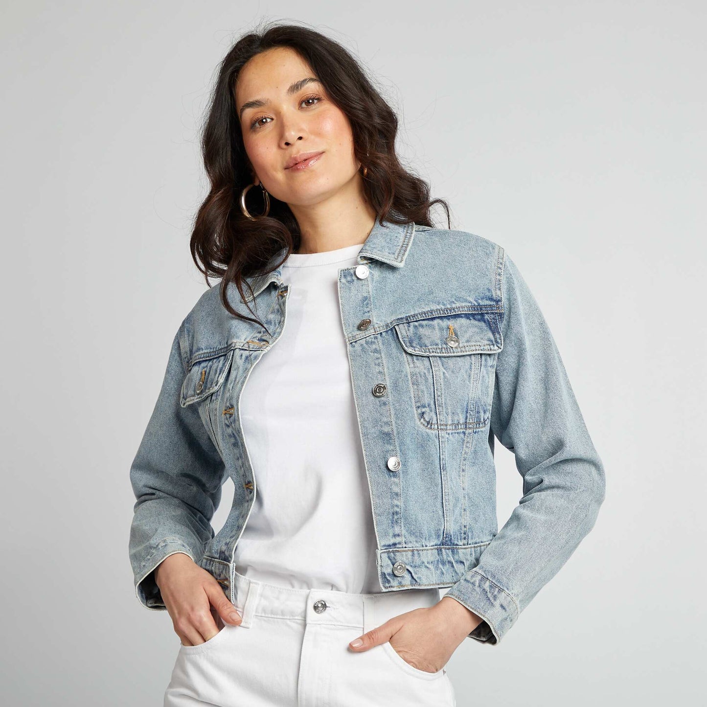 Long-sleeved denim jacket with flap breast pockets BLUE
