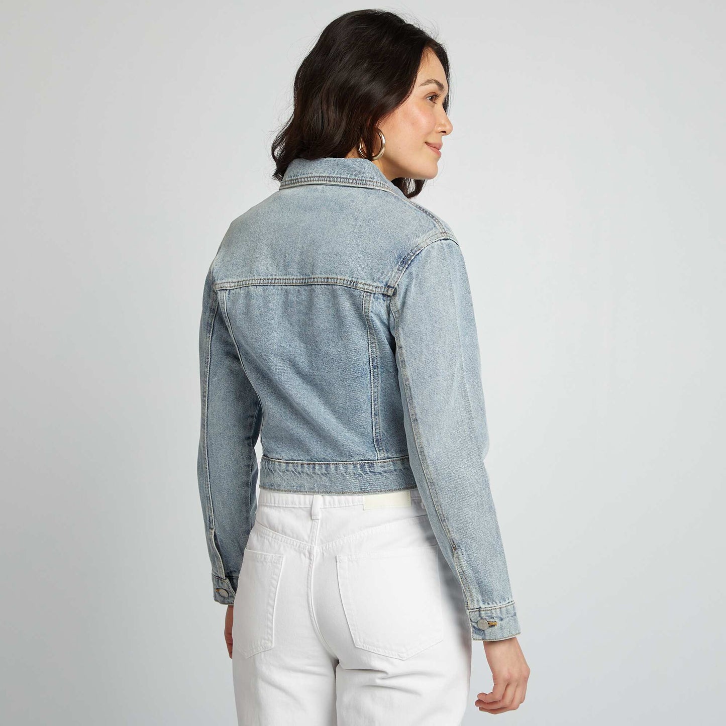 Long-sleeved denim jacket with flap breast pockets BLUE