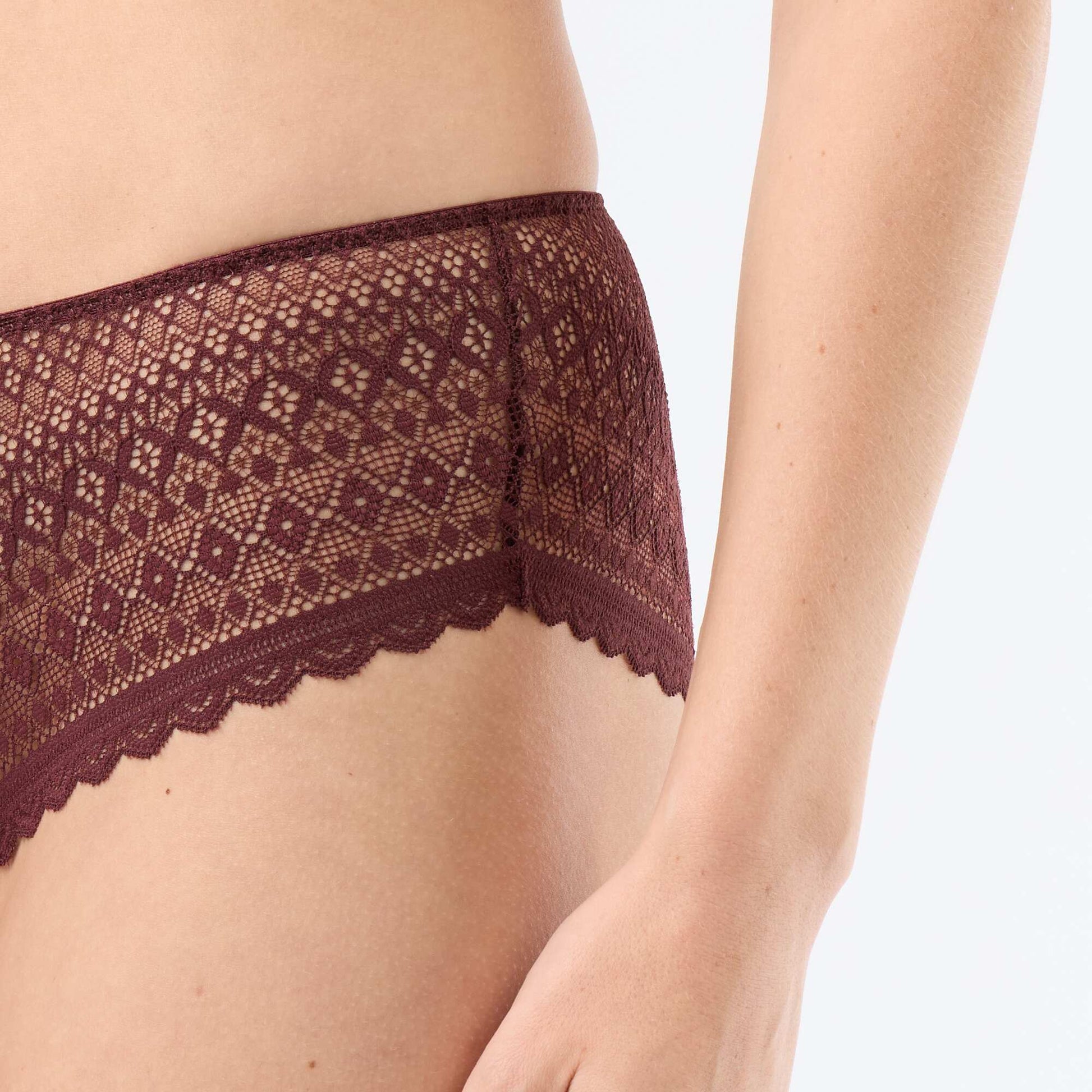 Lace shorty BROWN