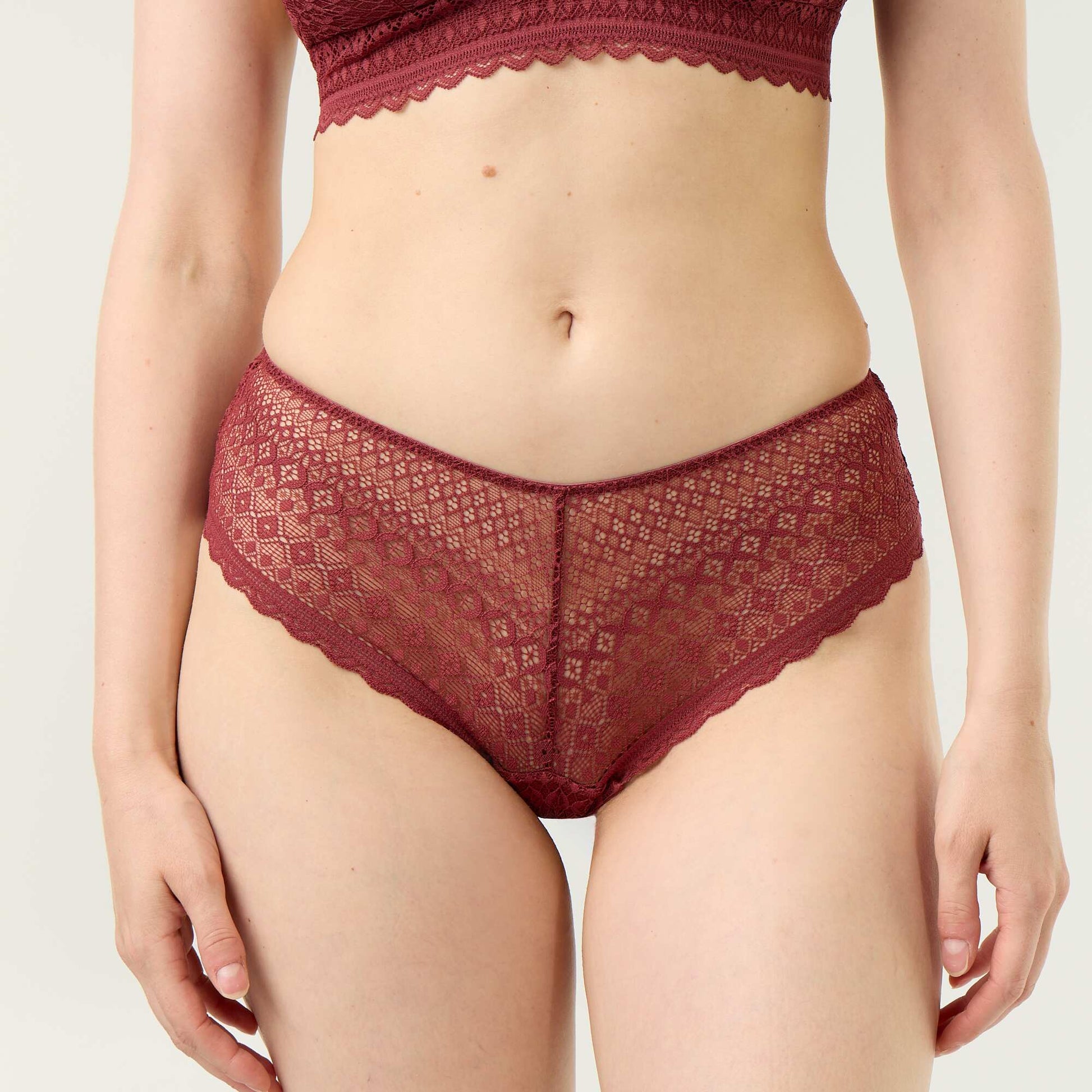 Lace shorty BURGUNDY