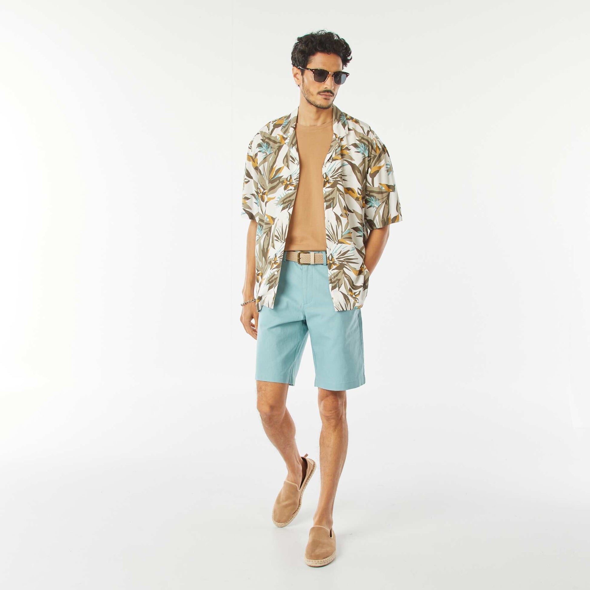 Shop Linen-Blend Chino Bermuda Shorts Blue Online Kiabi UAE