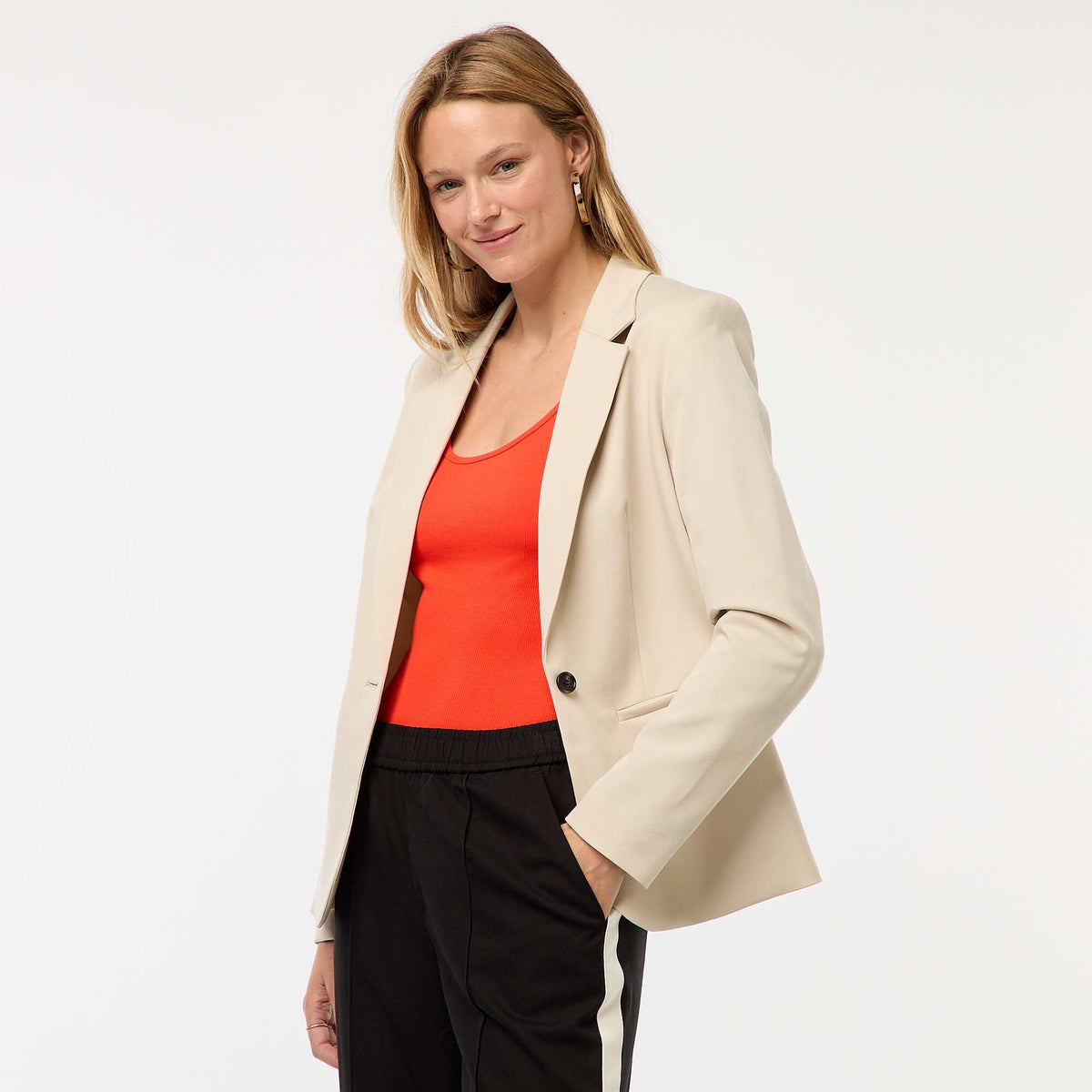 Long-sleeved tailored jacket BEIGE