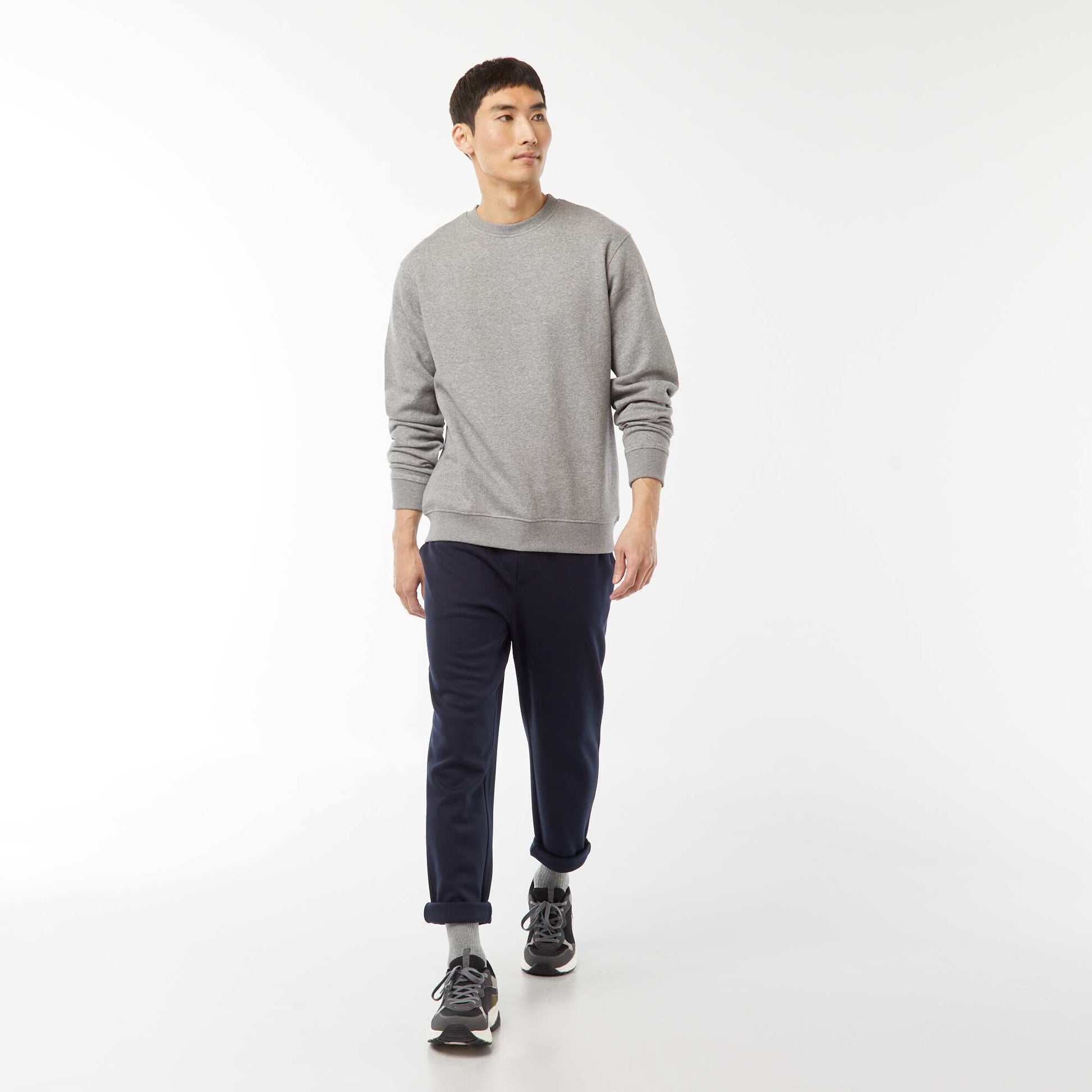Plain Round-Neck Fleece Sweatshirt GREY