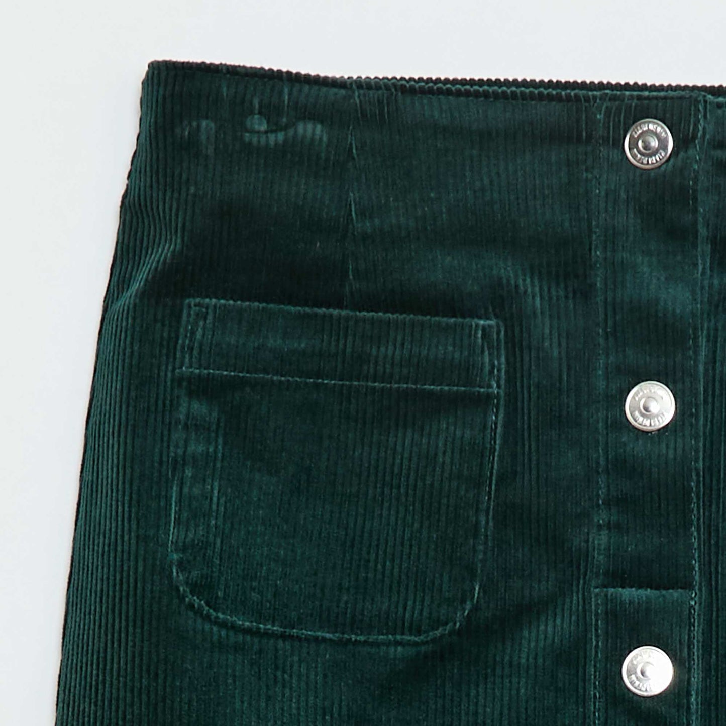Short  straight-cut velvet skirt GREEN
