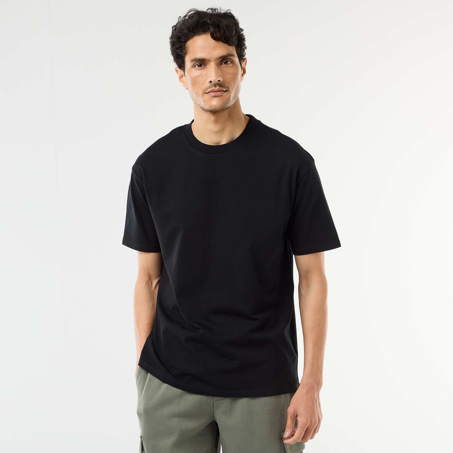Comfort Fit / Oversized Plain T-shirt BLACK