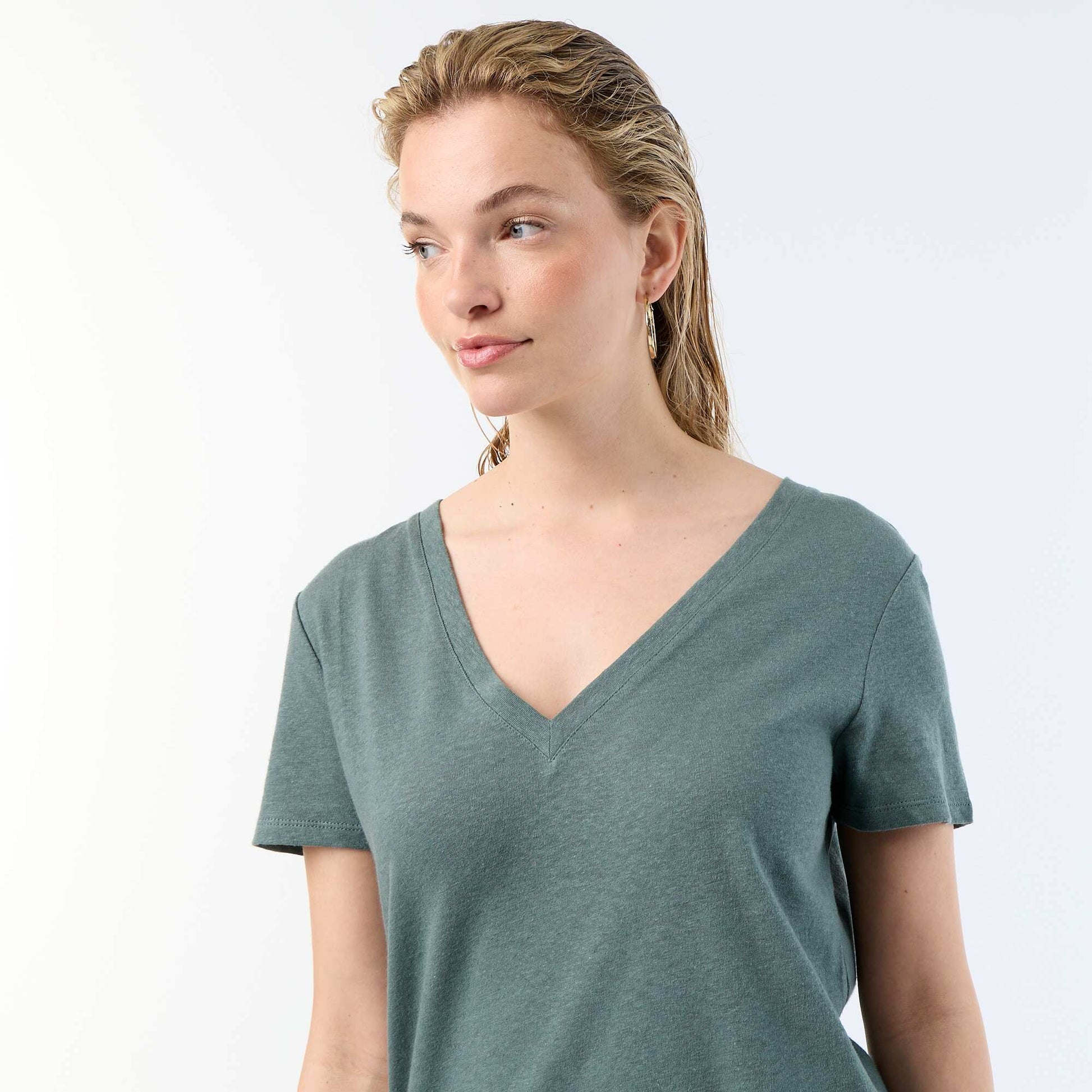 Basic V-neck Short-Sleeve T-shirt GREEN