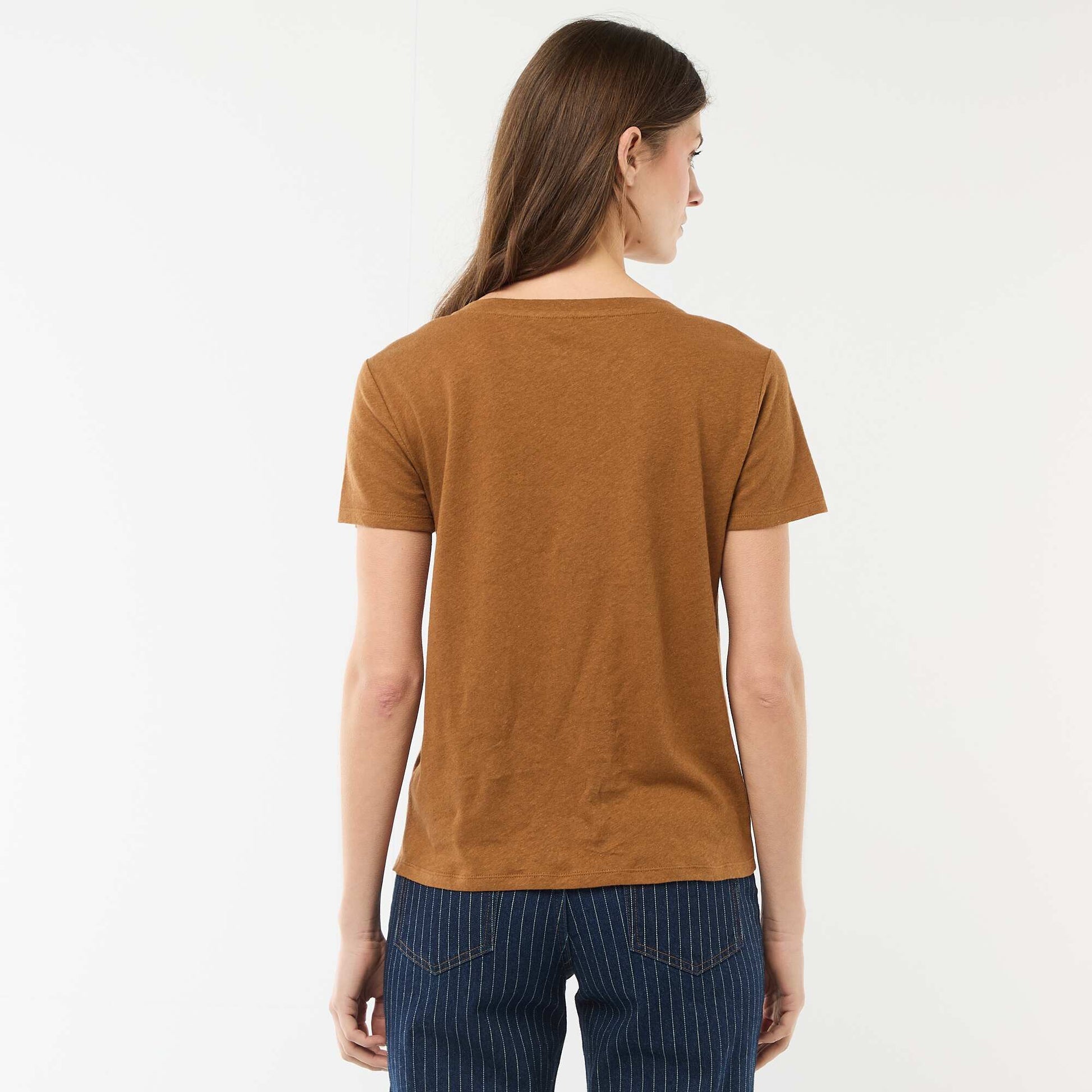 Basic V-neck Short-Sleeve T-shirt BROWN