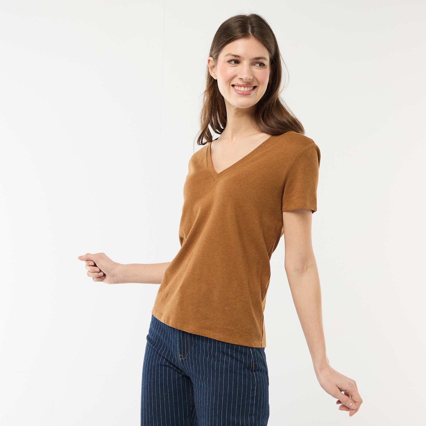 Basic V-neck Short-Sleeve T-shirt BROWN