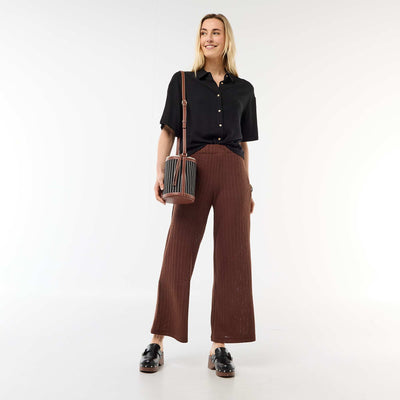 Wide-leg open-knit trousers BROWN
