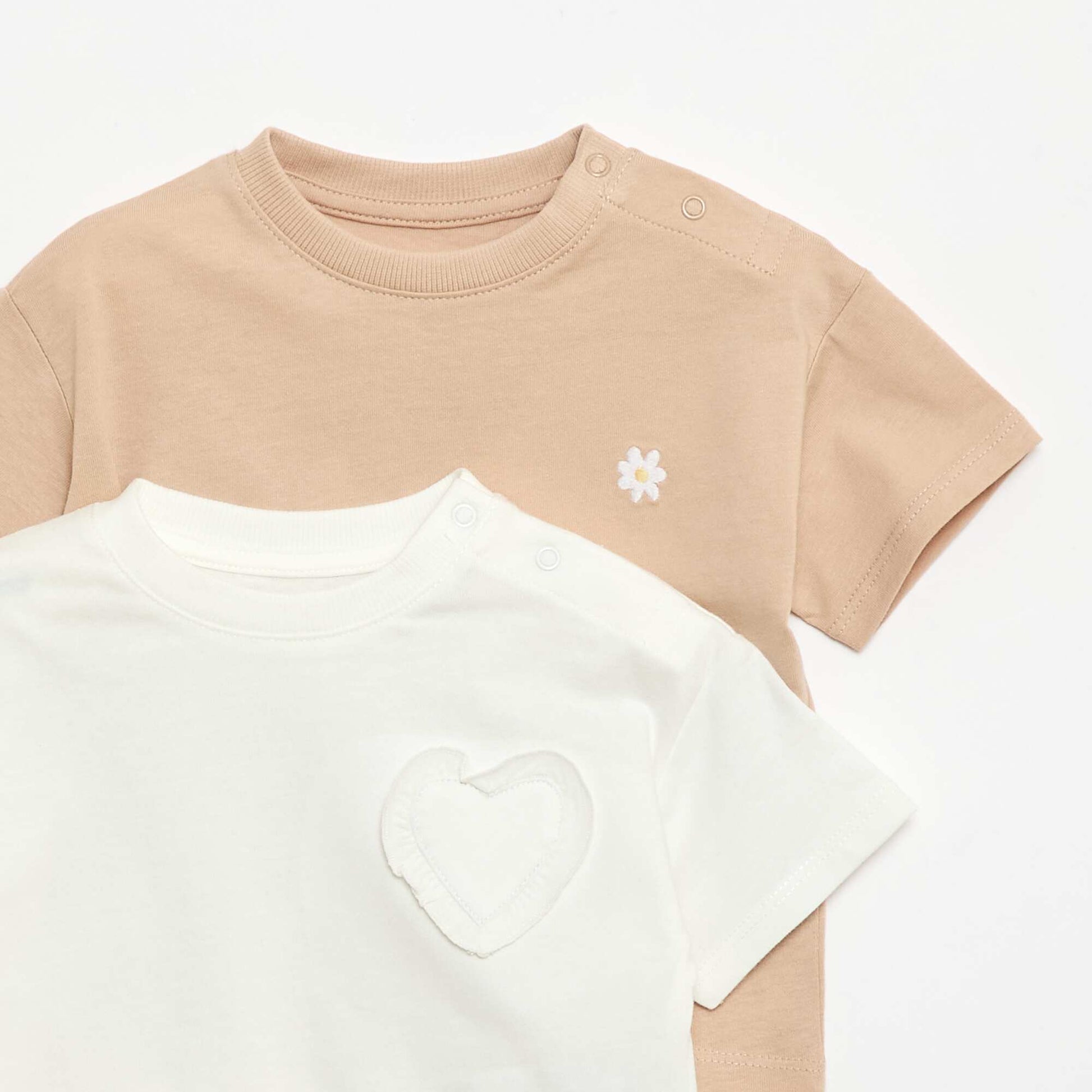 Set of 2 T-shirts with chest detail BEIGE