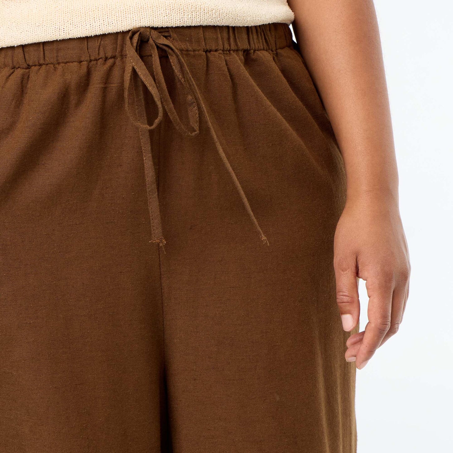 Straight-Leg Linen-Blend Trousers BROWN