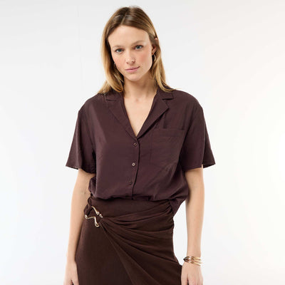 Short-Sleeved Flowy Blouse BROWN