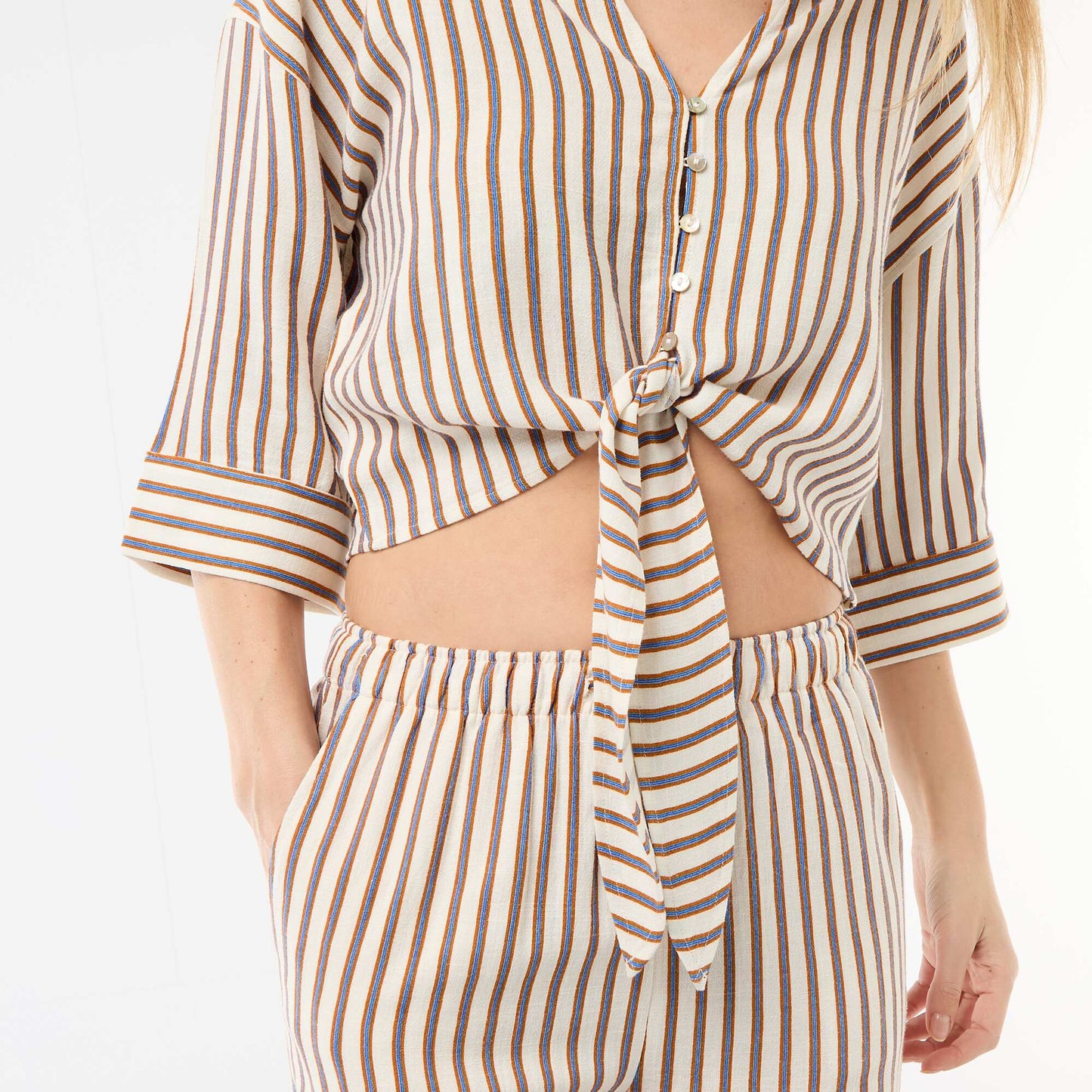 Oversized Cropped Tie-Front Shirt BEIGE