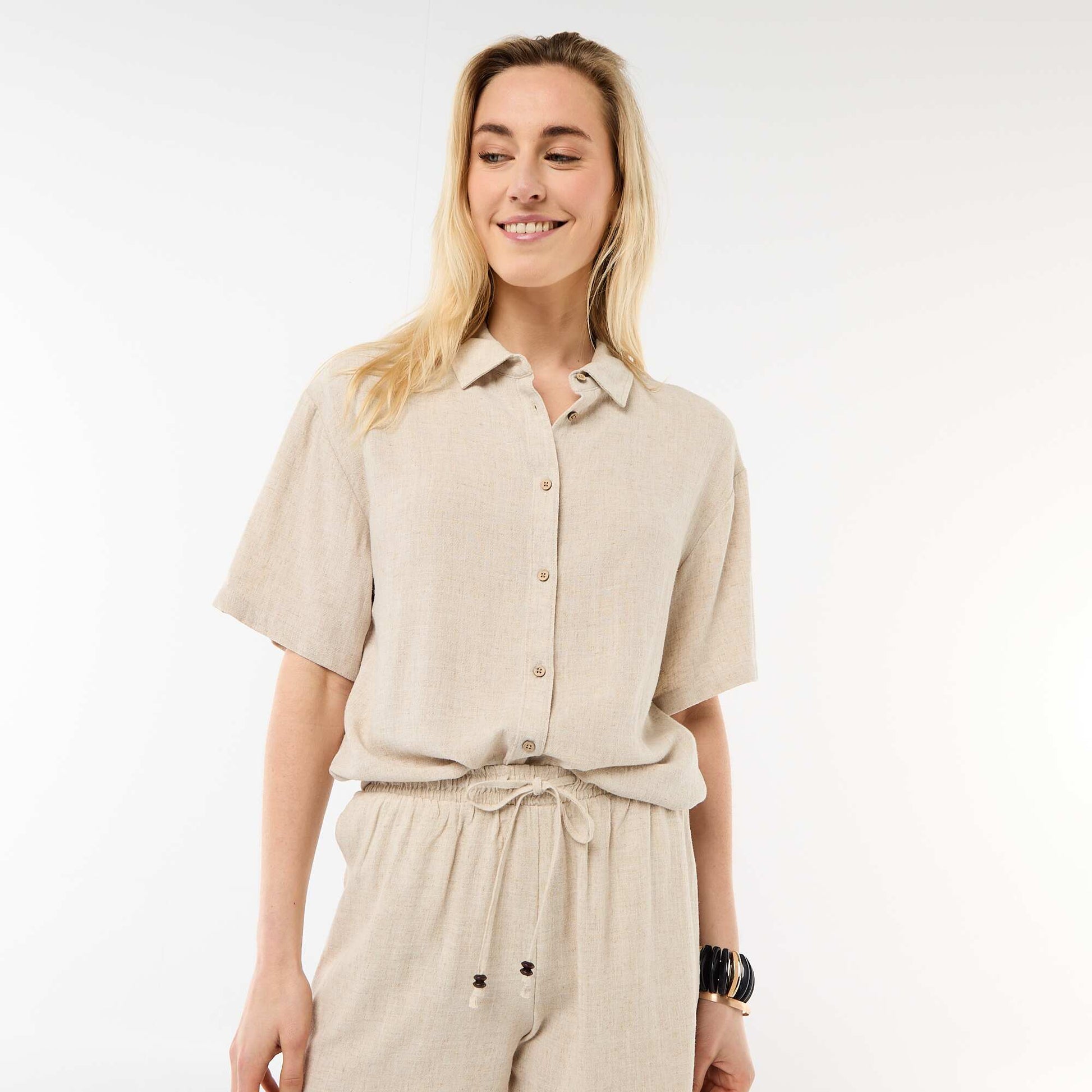 Short-Sleeved Solid Shirt BEIGE