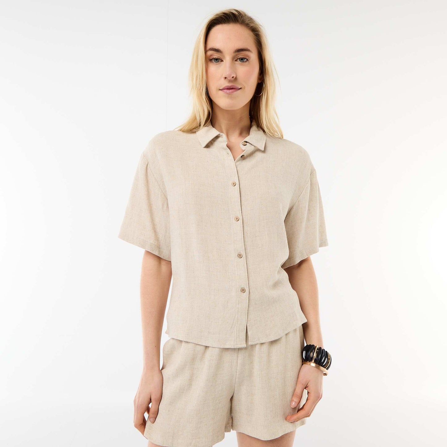 Short-Sleeved Solid Shirt BEIGE