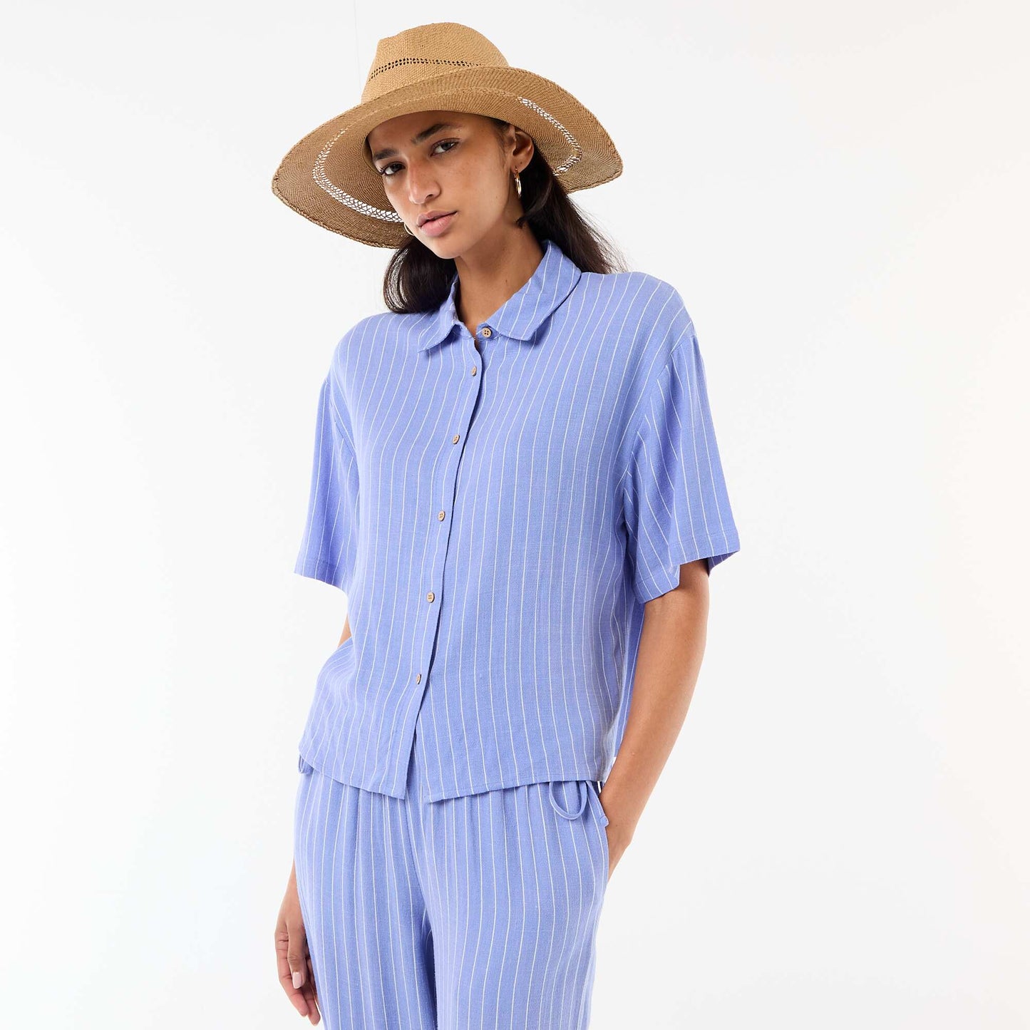 Short-Sleeved Solid Shirt BLUE