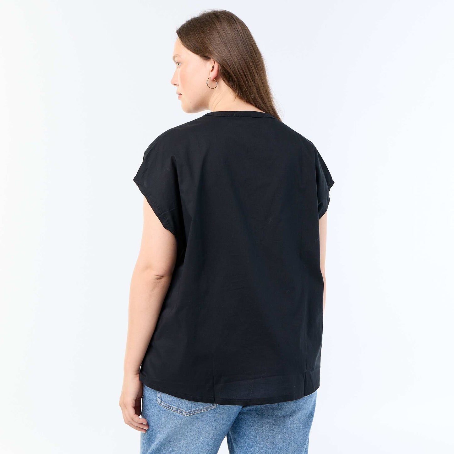 Lightweight Short-Sleeve Blouse BLACK