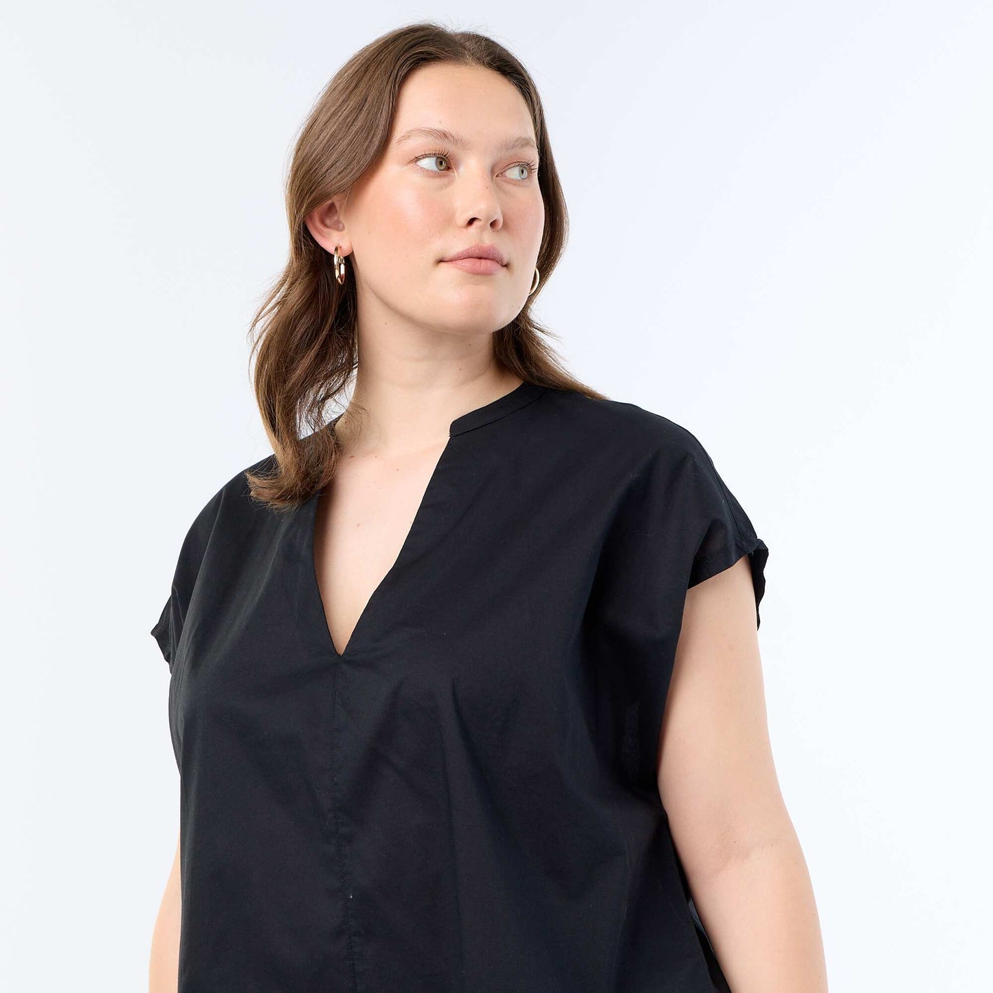 Lightweight Short-Sleeve Blouse BLACK