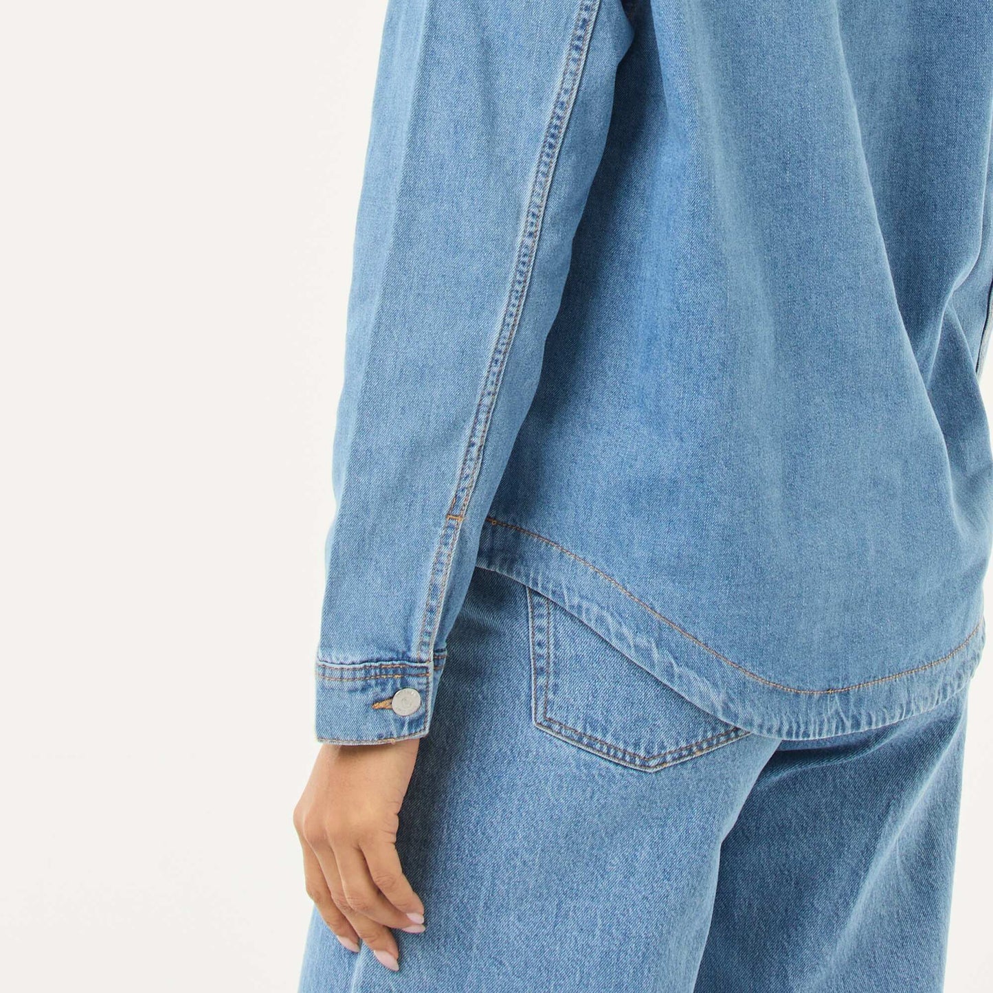 Long-Sleeved Denim Shirt BLUE