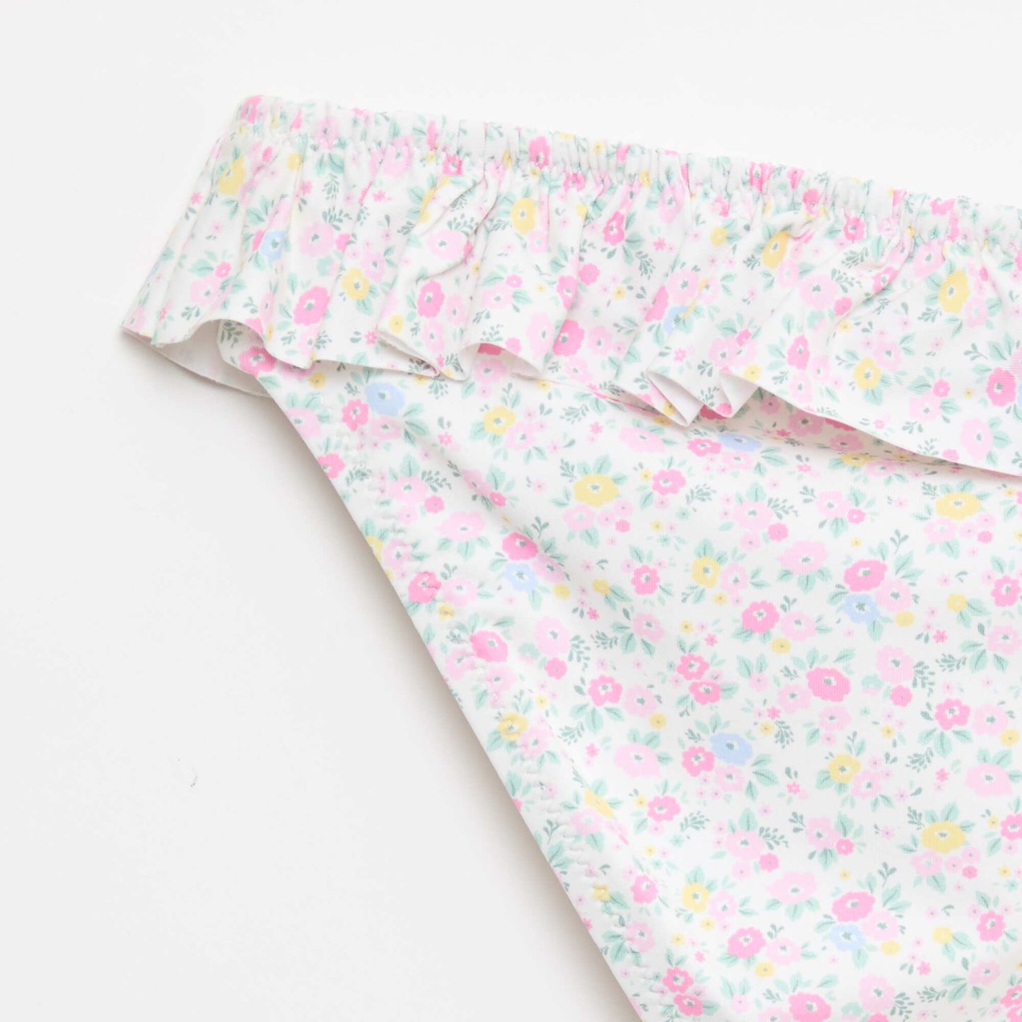 Floral Smocked 2-Piece Swimsuit WHITE