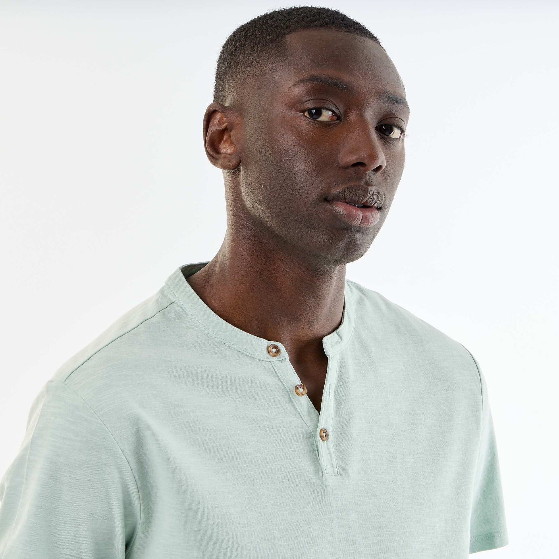 Short-Sleeved Tunisian Collar T-Shirt BLUE