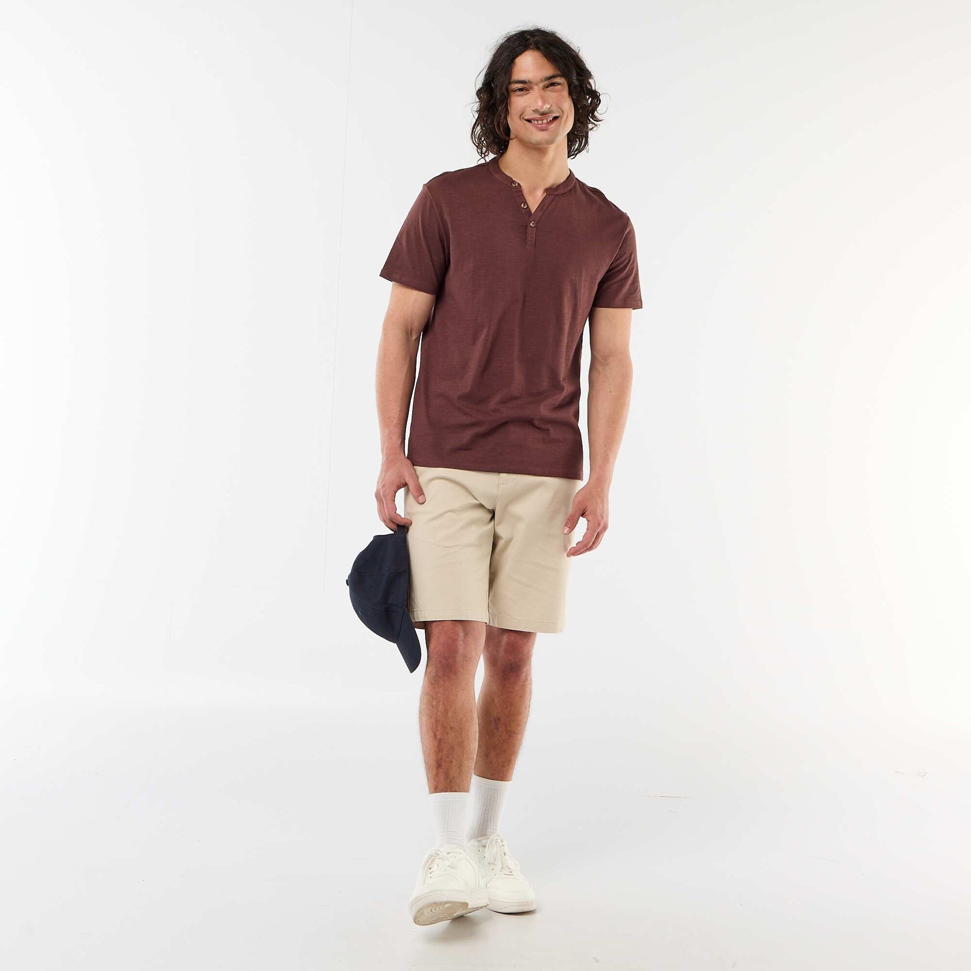 Short-Sleeved Tunisian Collar T-Shirt BROWN
