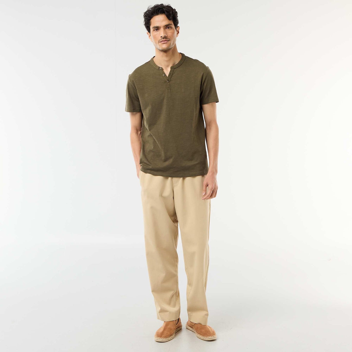 Short-Sleeved Tunisian Collar T-Shirt KHAKI