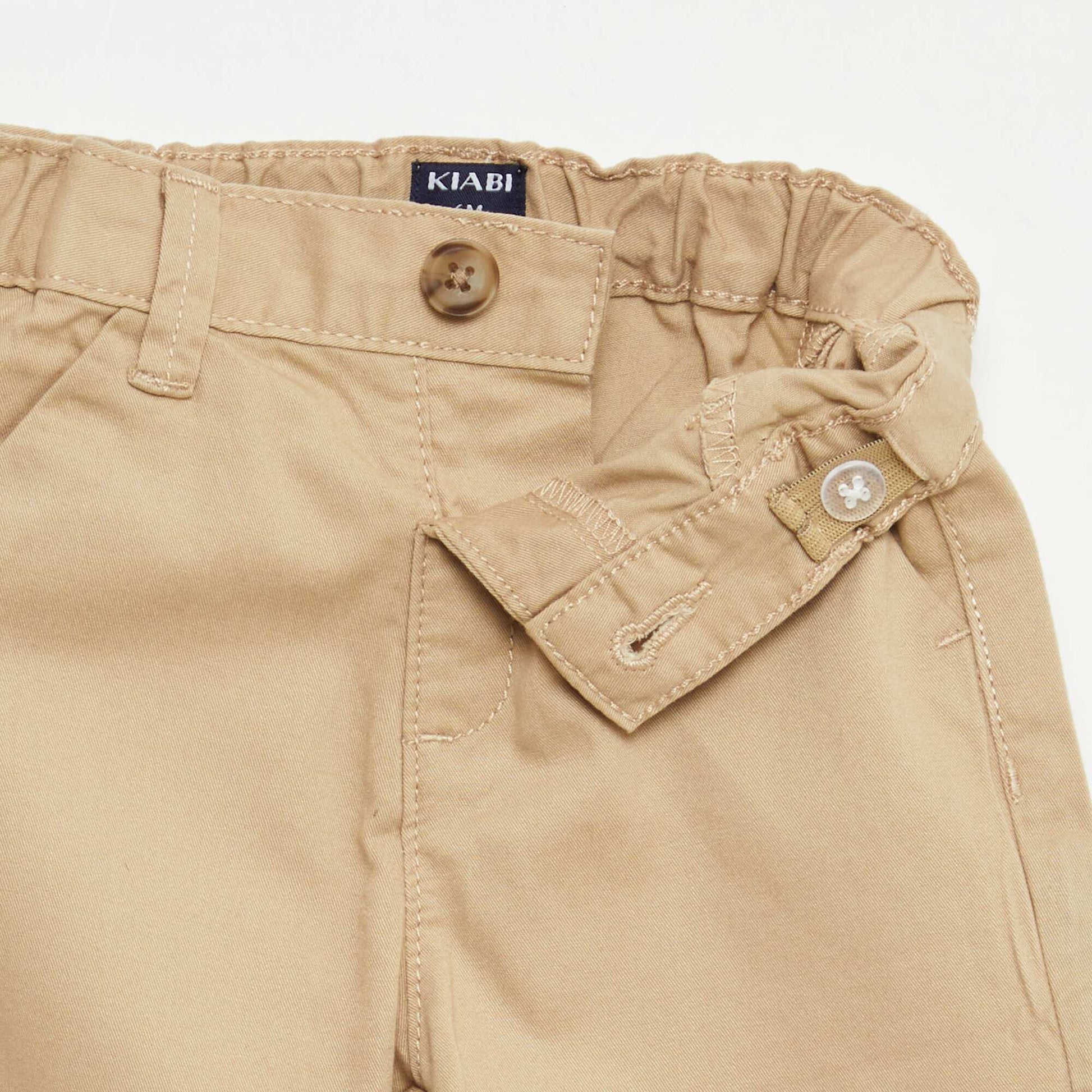 Chino Shorts with Adjustable Waist BROWN / MEDIUM BROWN