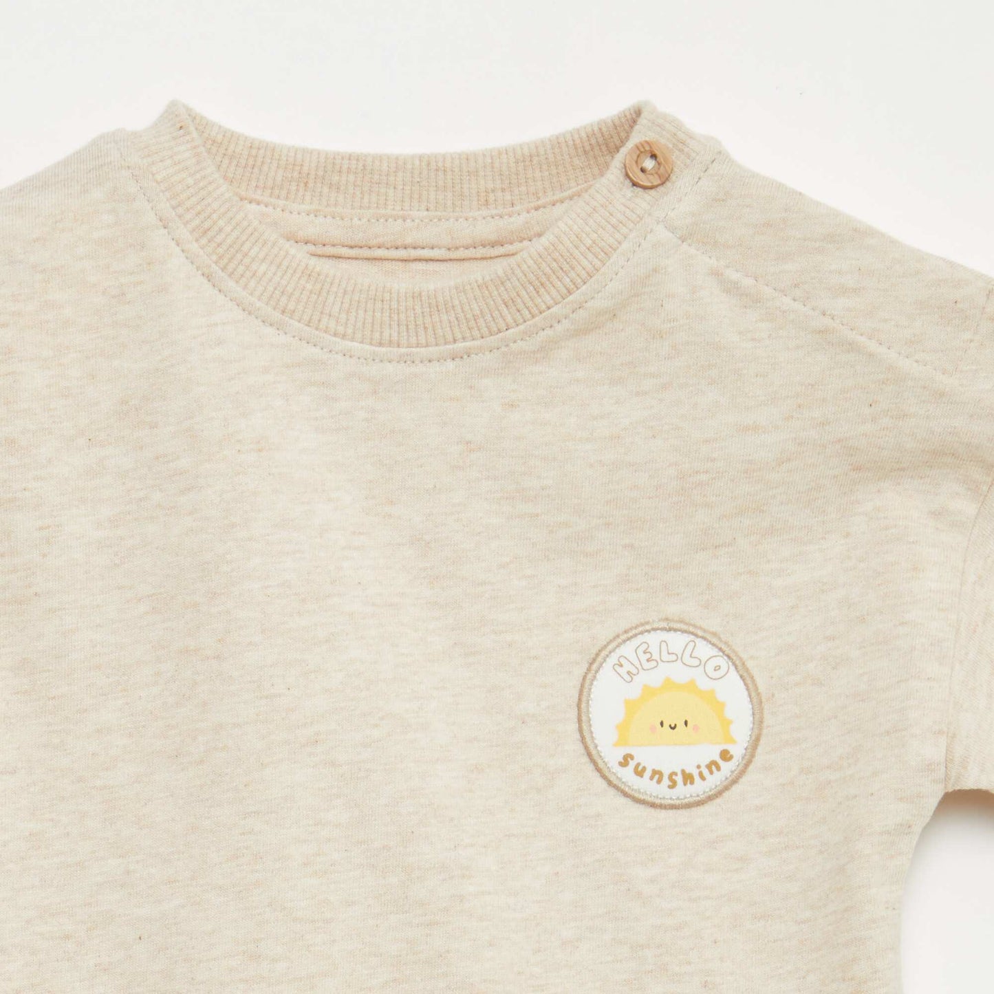 T-shirt with embroidery on chest BEIGE