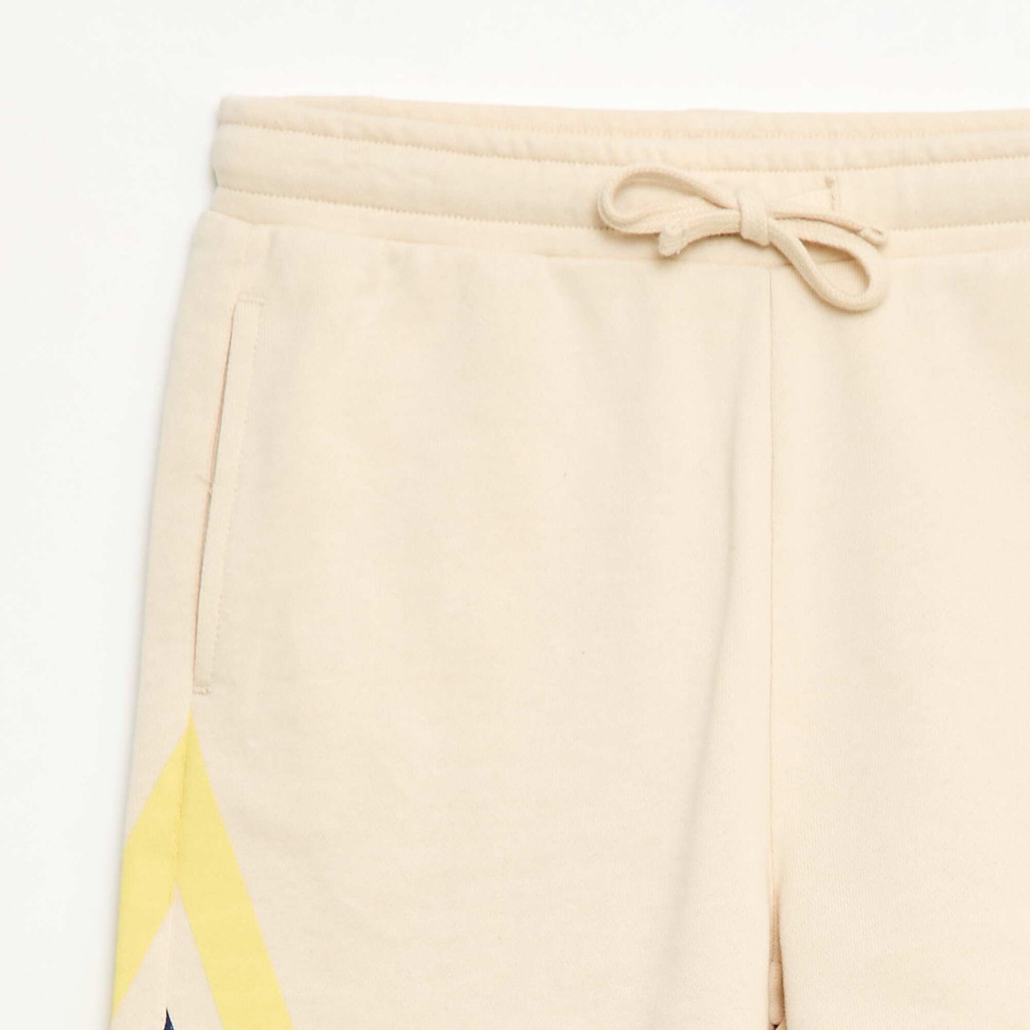 Graphic Print Shorts WHITE