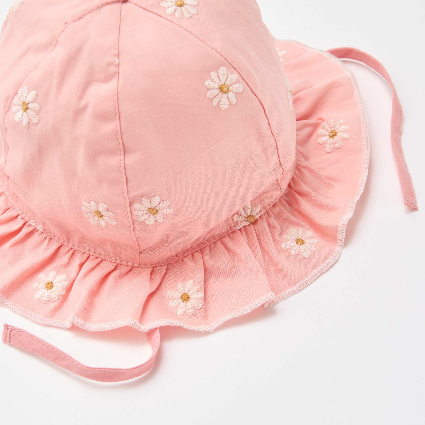 Ruffled bucket hat with embroidered flowers PINK