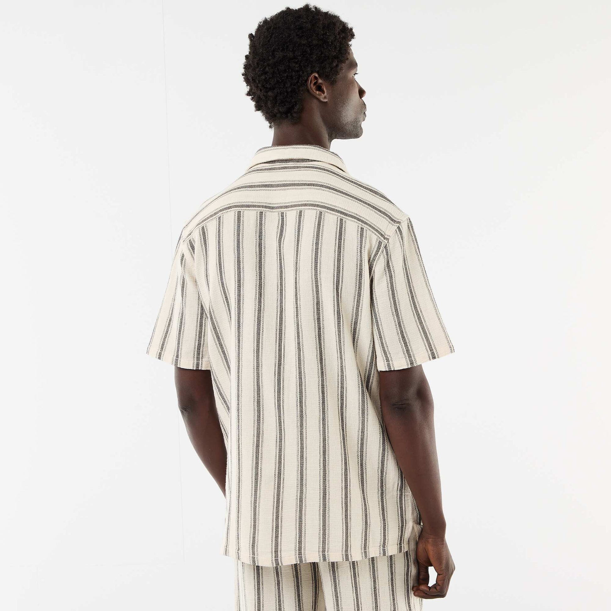 Revere Collar Short-Sleeved Shirt WHITE