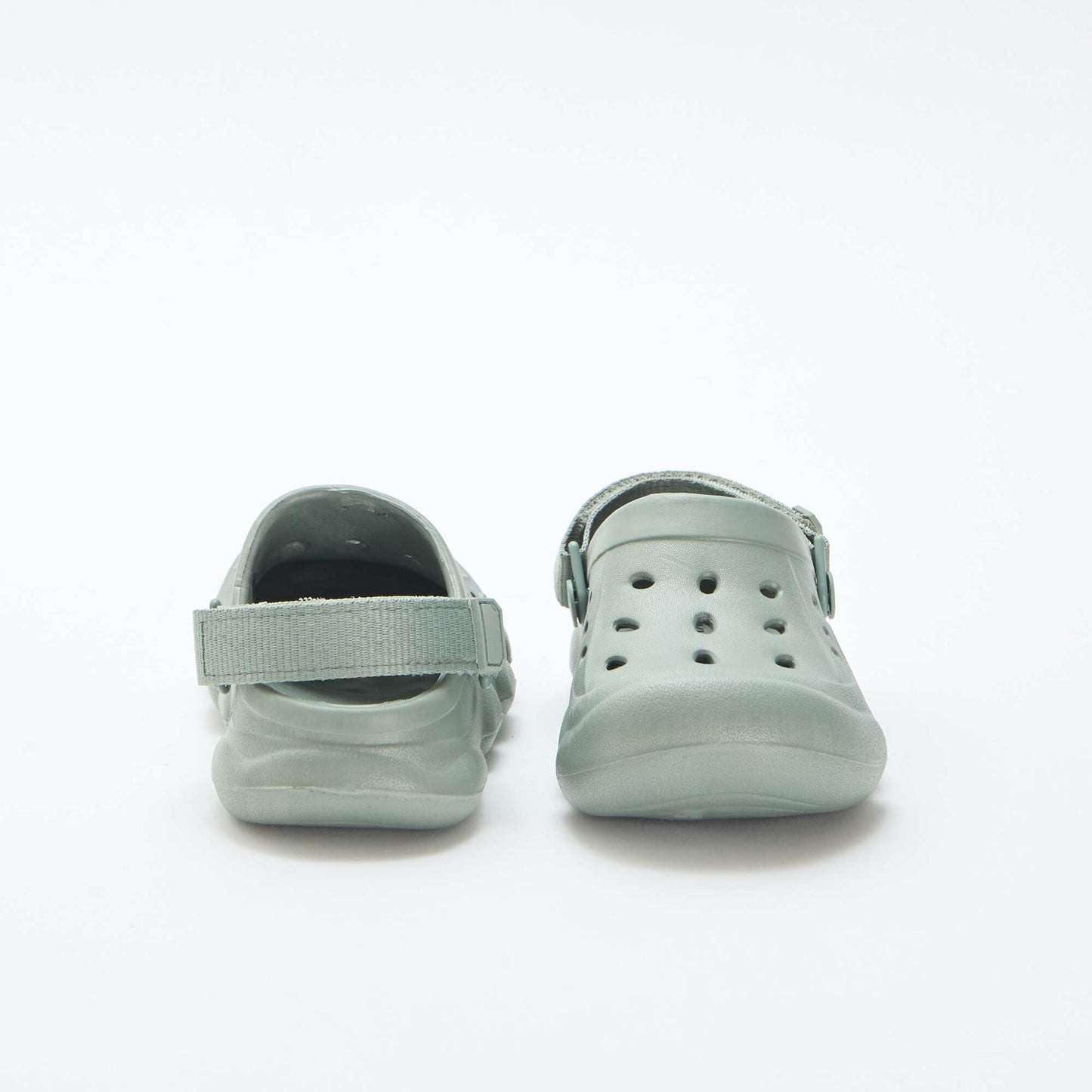 Solid Beach Closed-Toe Mules GREEN