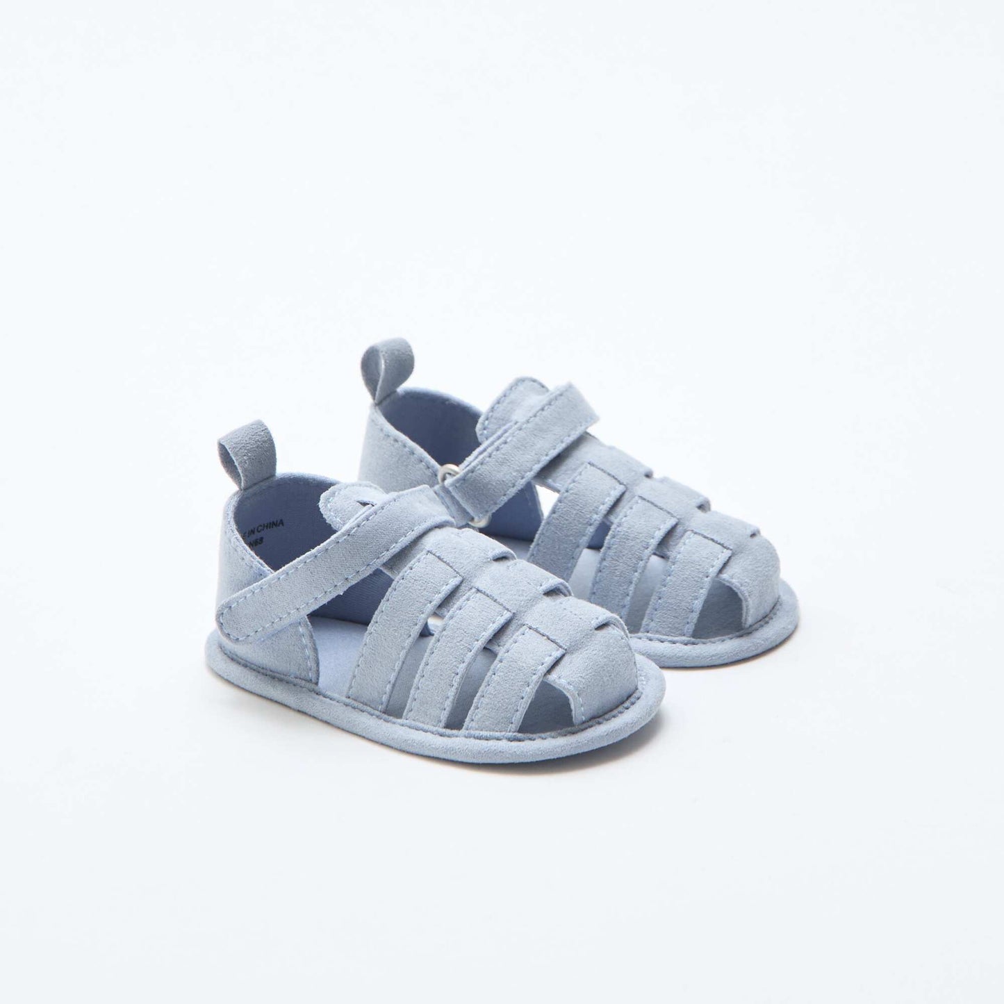 Pair of sandals with hook and loop fasteners GREEN