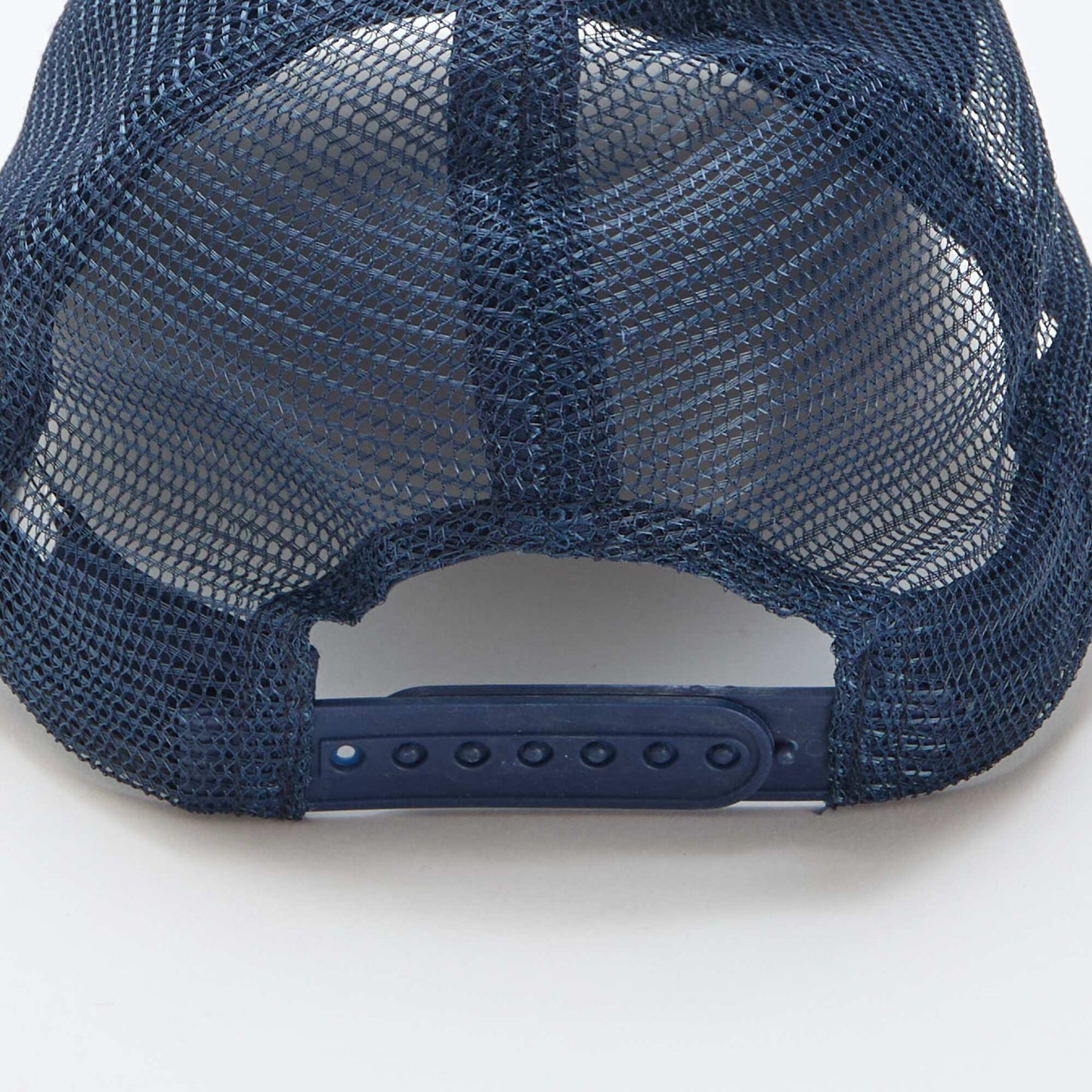 Mesh Cap with Front Embroidery BLUE