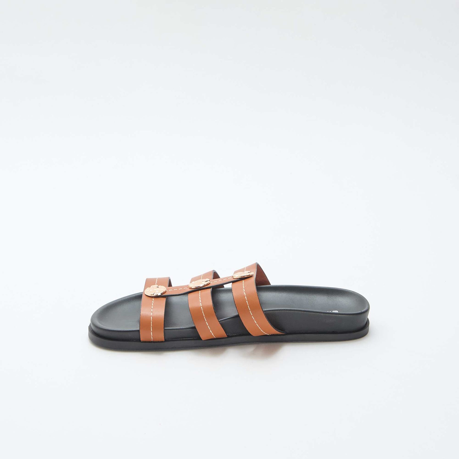 Mules with fancy gold buttons BROWN
