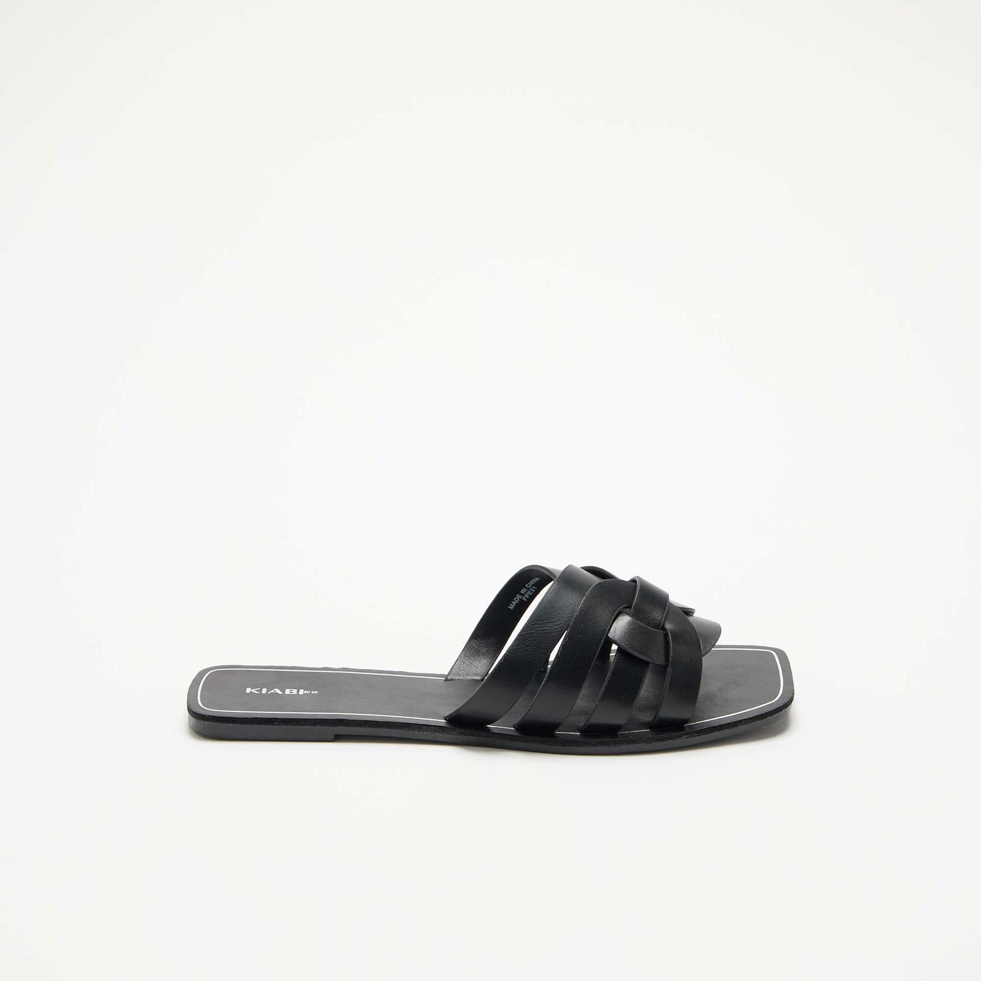 Flat sandals with crossover straps BLACK