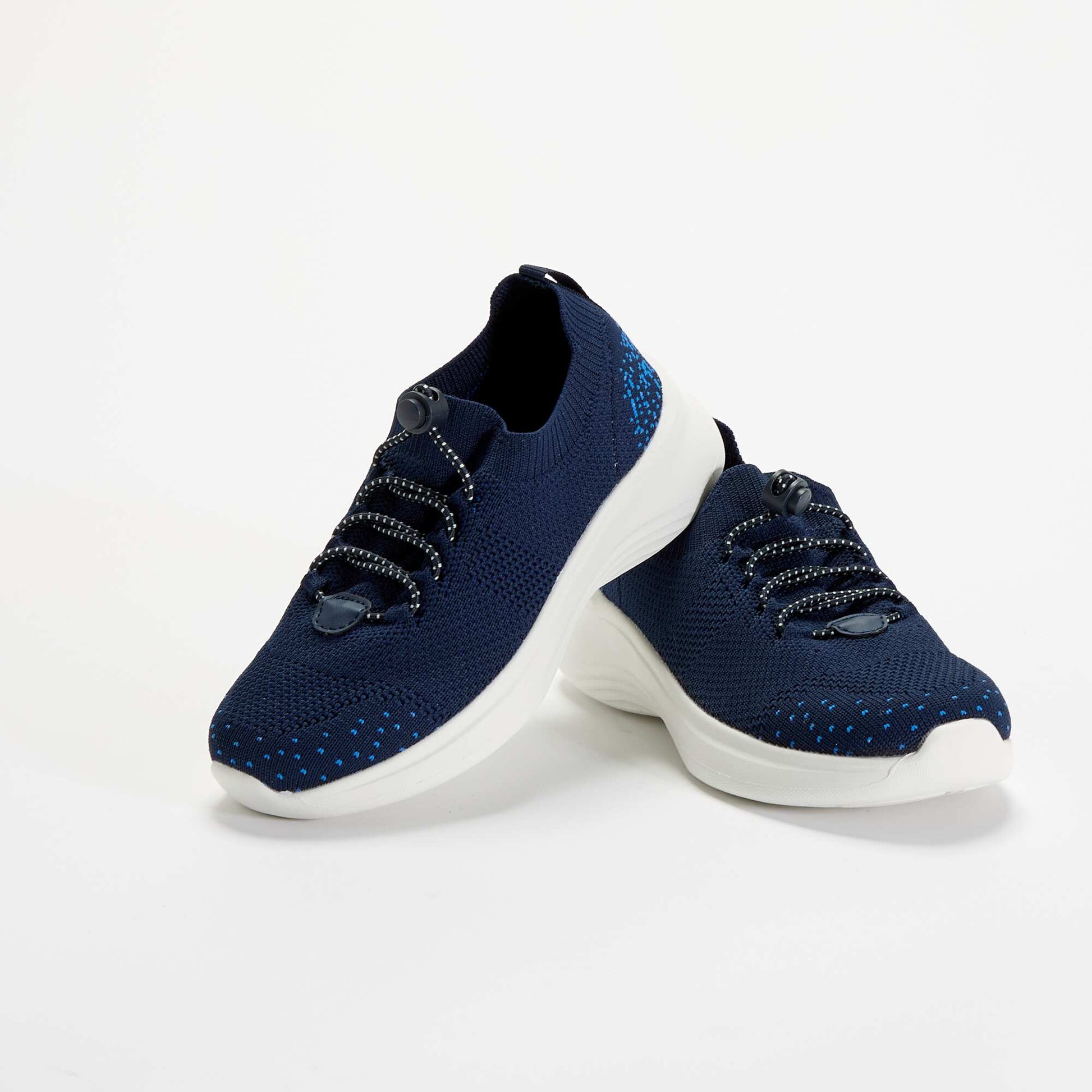 Mesh sports trainers with laces + stoppers BLUE
