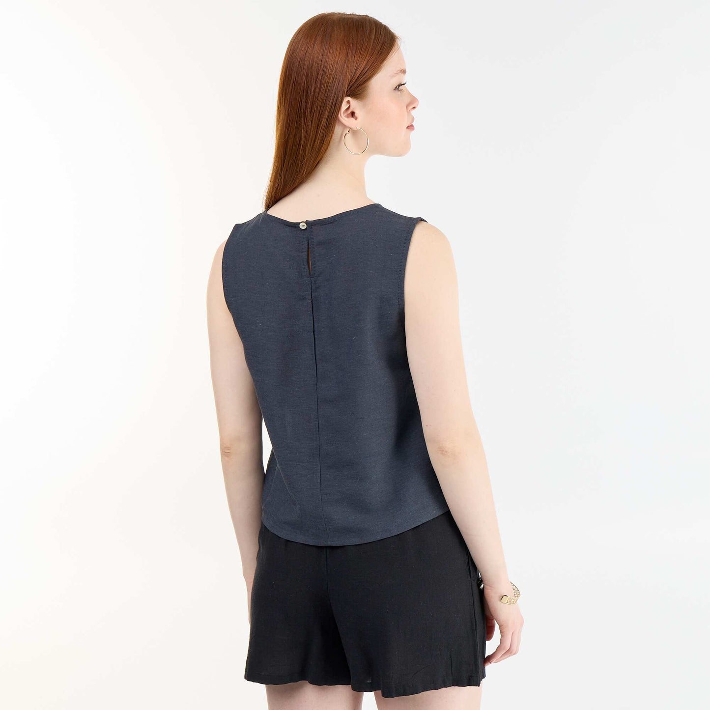 Sleeveless round neck top BLUE