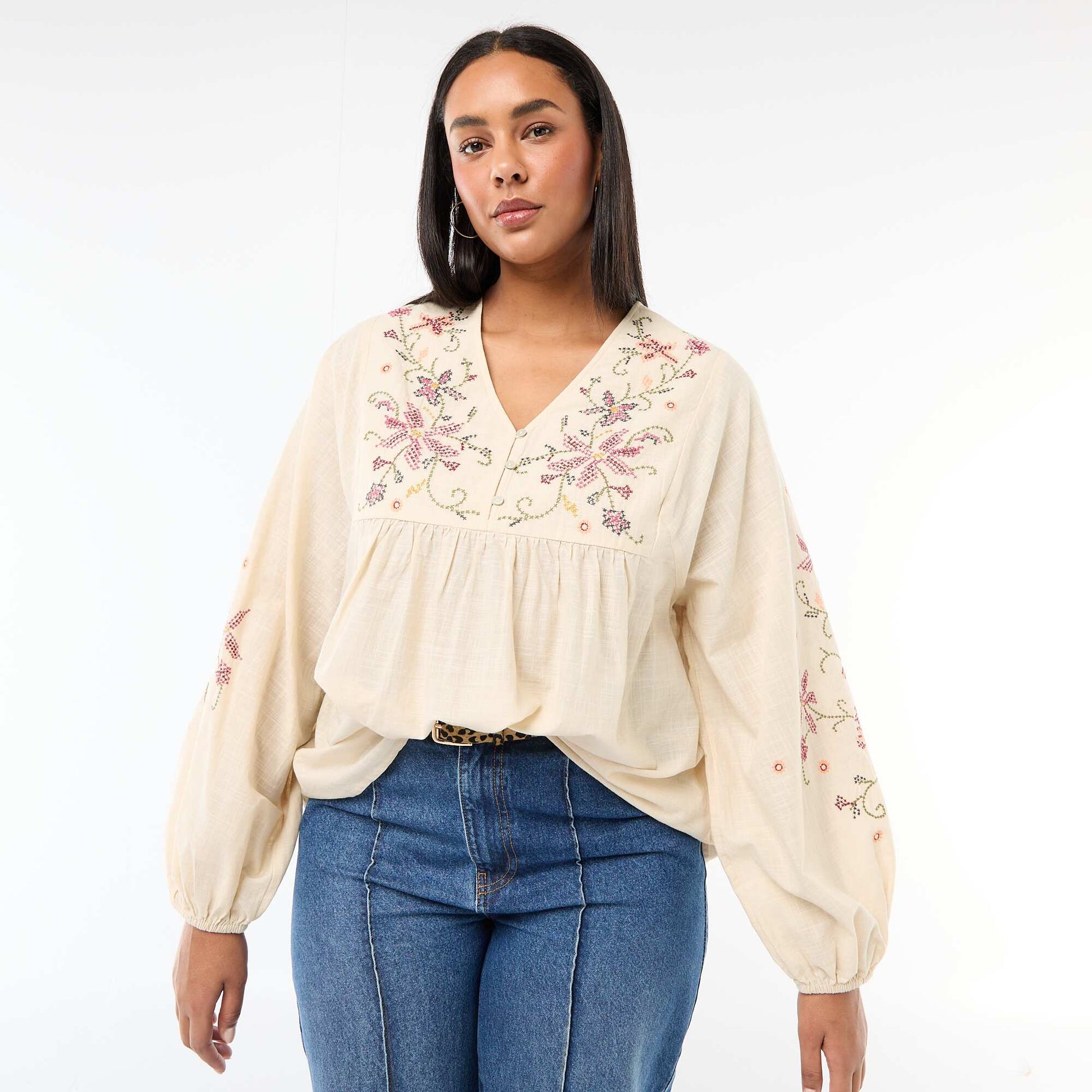 Floral Embroidered Blouse BEIGE
