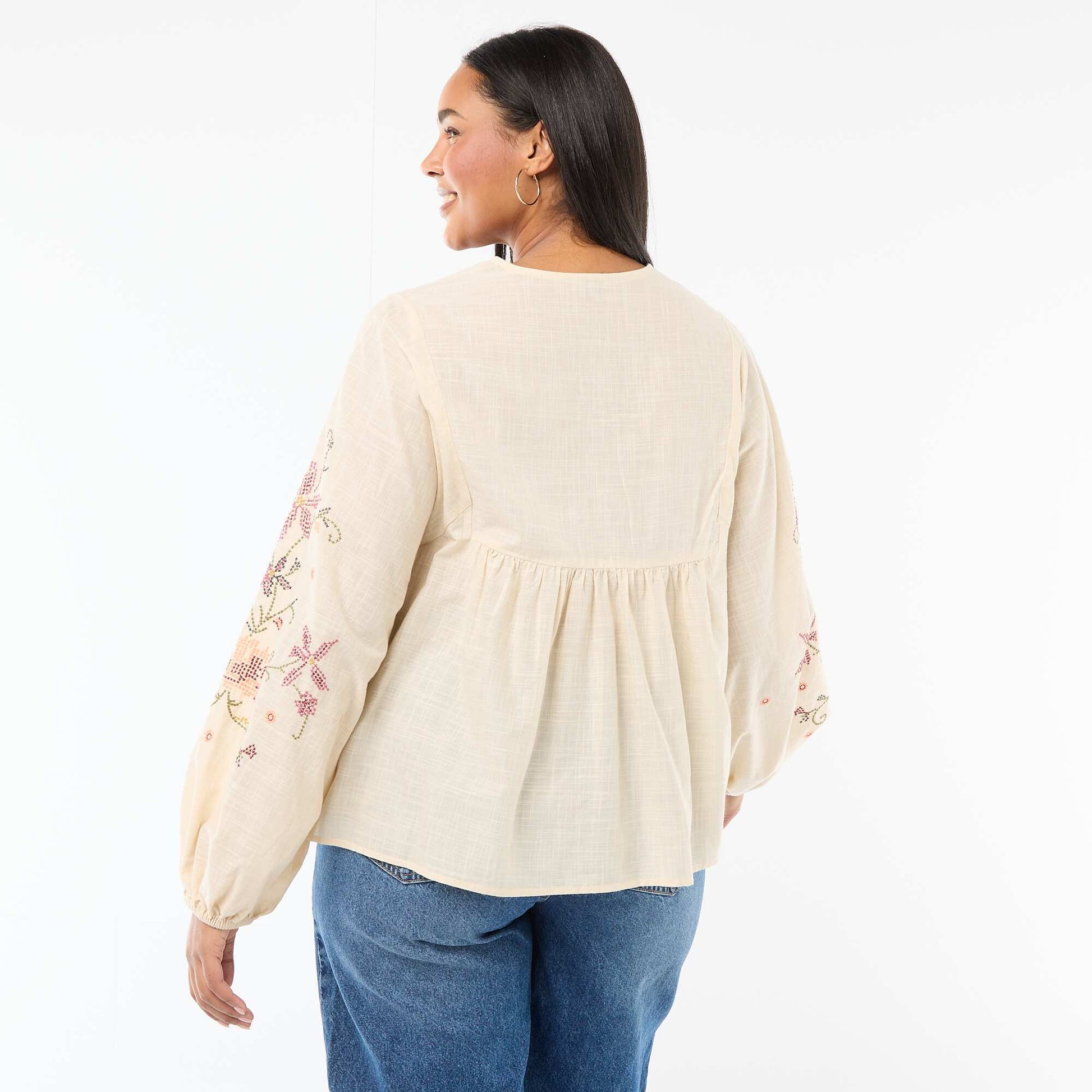 Floral Embroidered Blouse BEIGE