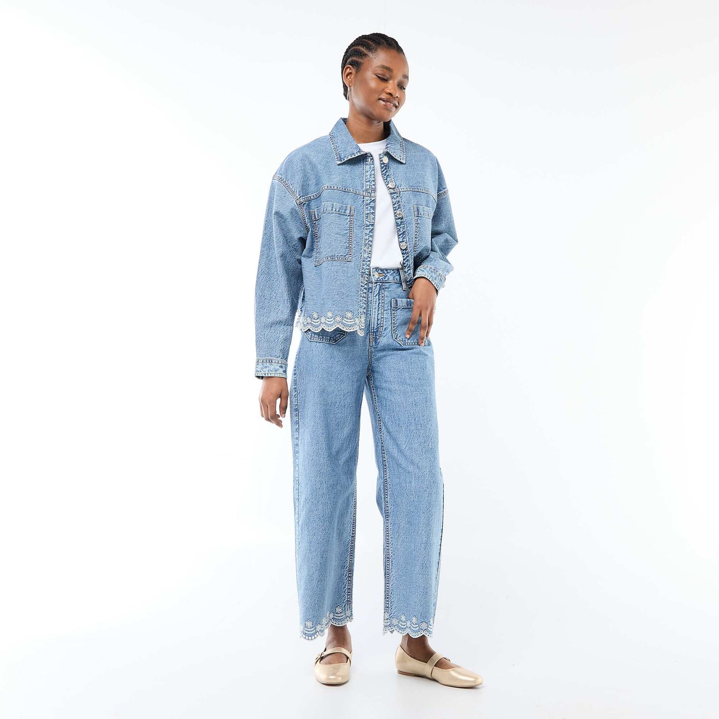 Button-Front Denim Jacket with Solid Cotton Embroidery BLUE